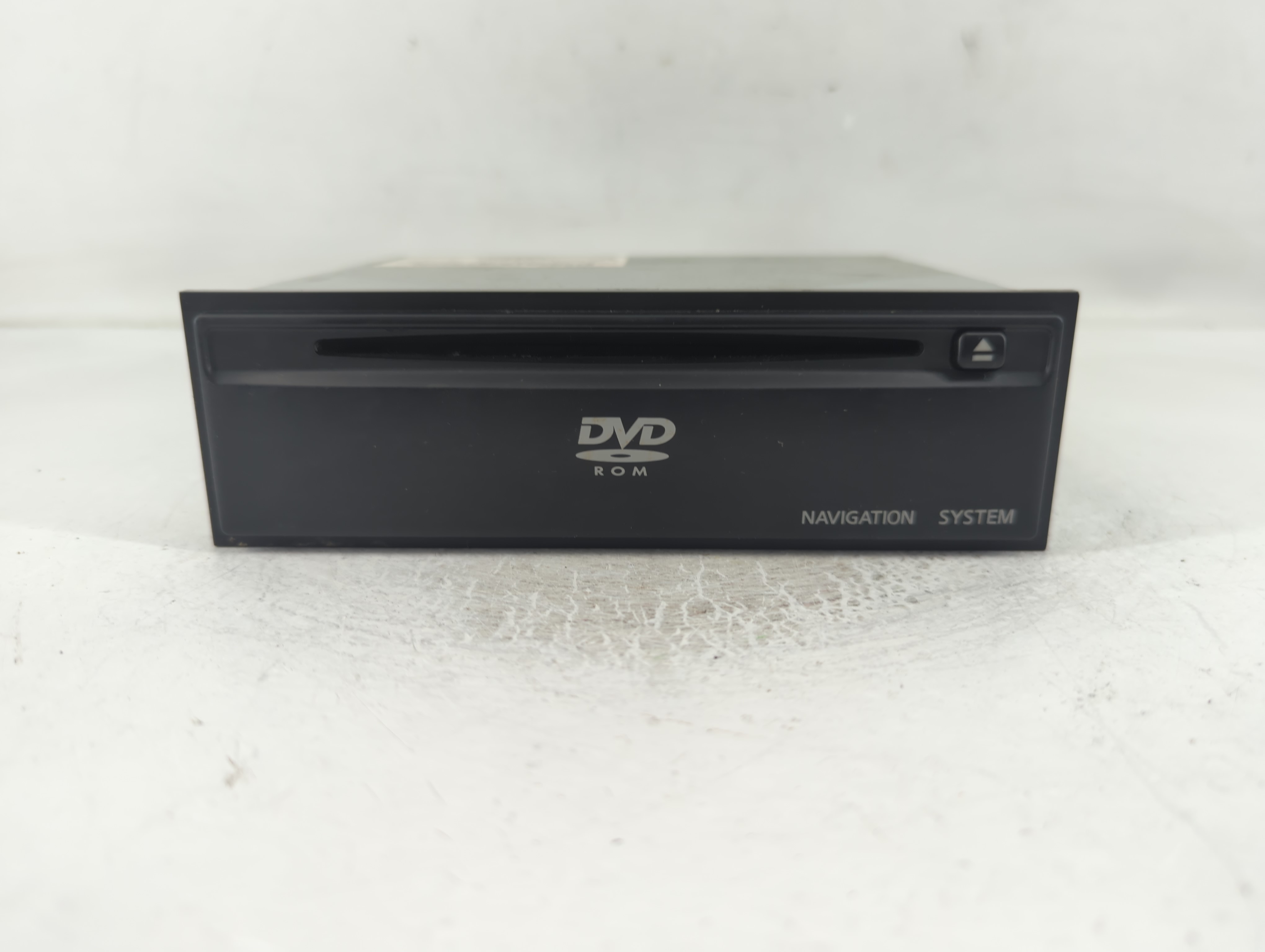 2004-2005 Nissan Maxima Information Display Screen 830637 - Oemusedautoparts1.com