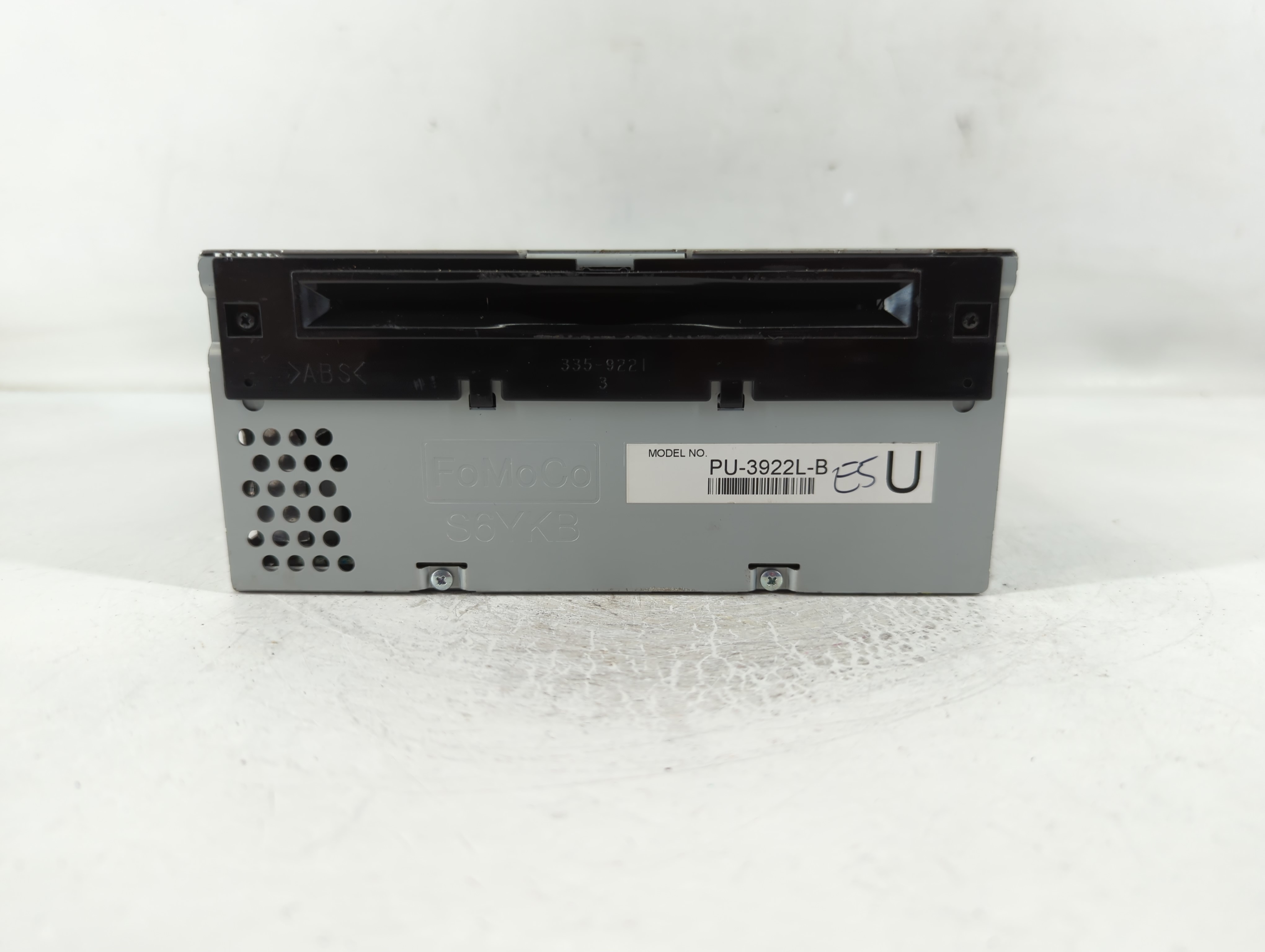 2016-2017 Ford Explorer Am Fm Cd Player Radio Receiver 830674 - Oemusedautoparts1.com