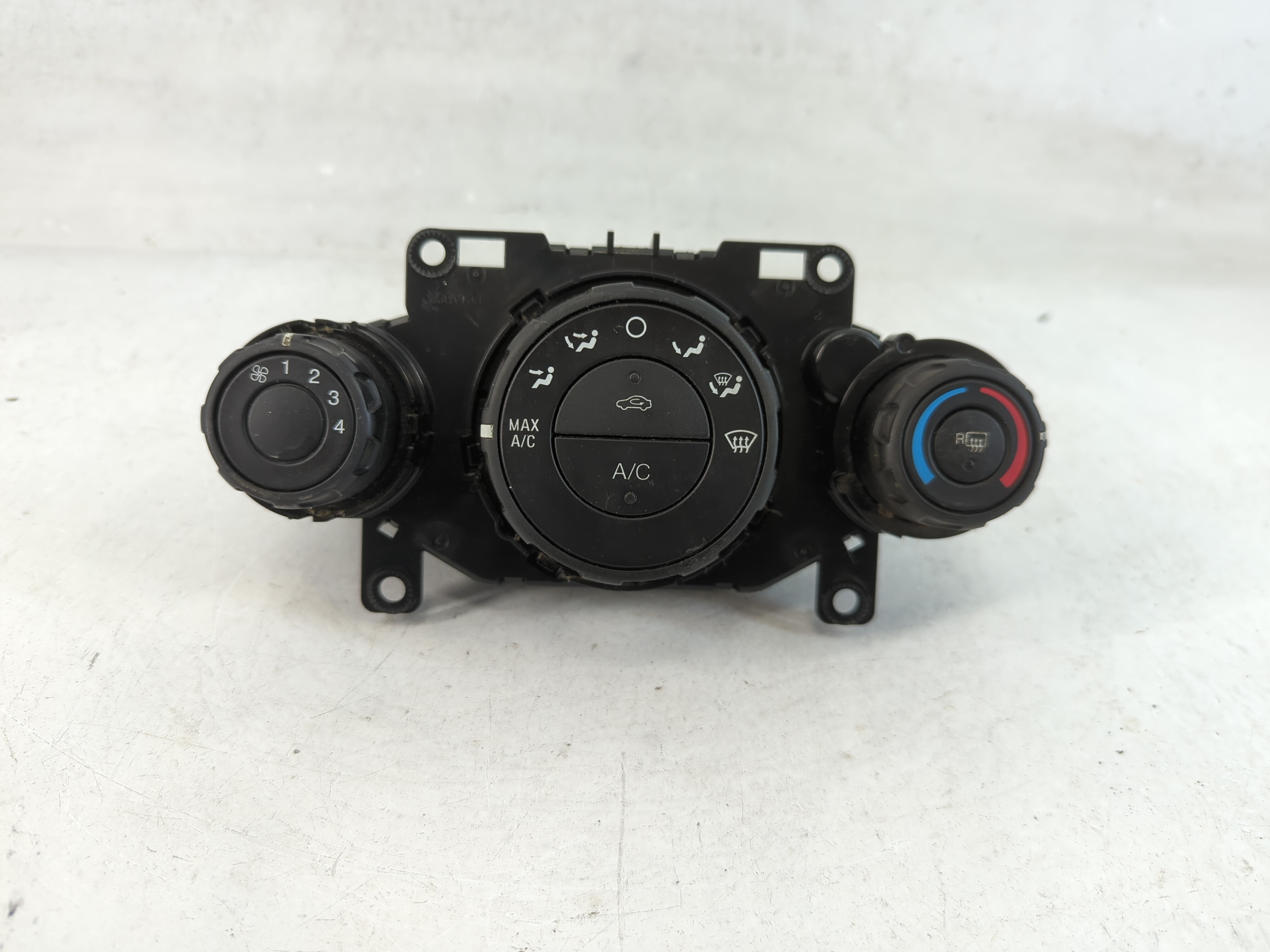 Picture of 2014-2019 Ford Fiesta Ac Heater Climate Control D2bt 19980 Af 830687