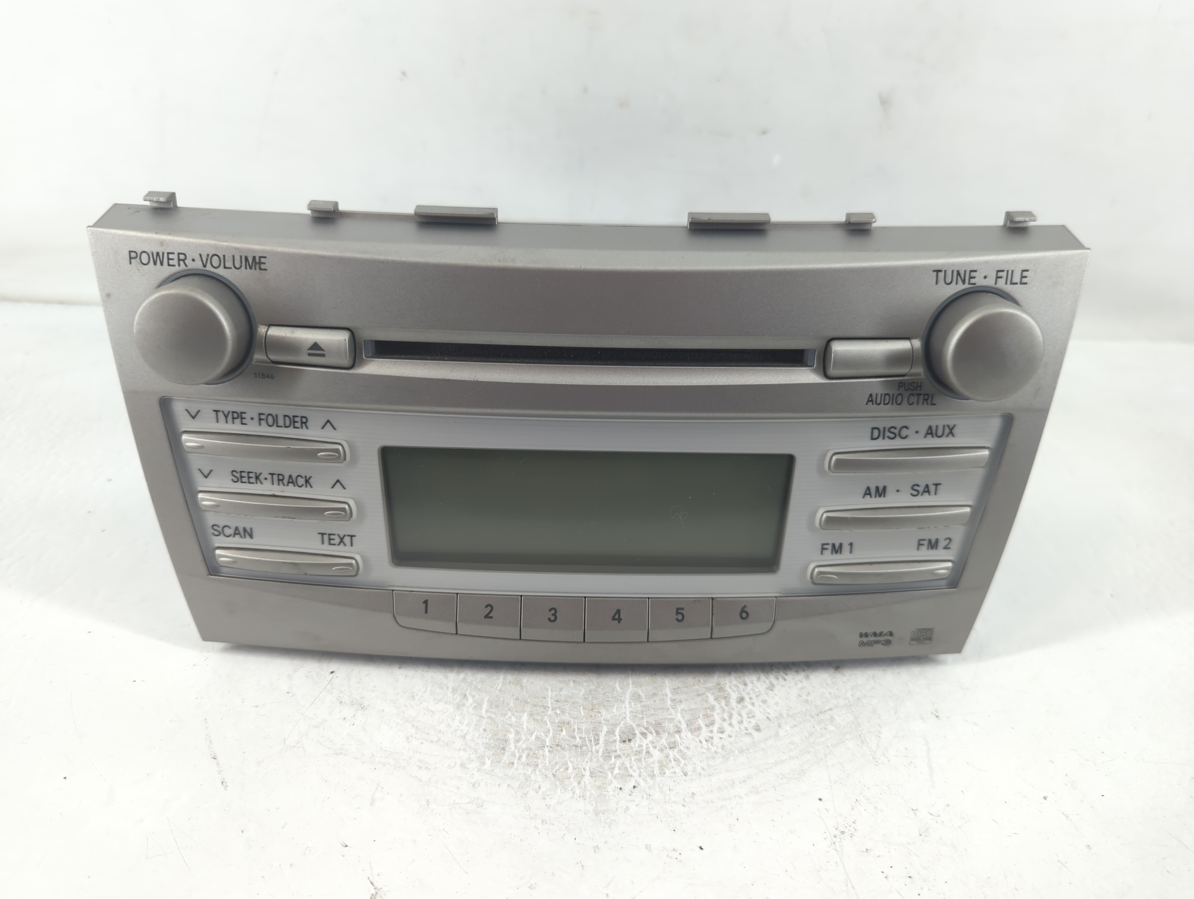 2010-2011 Toyota Camry Am Fm Cd Player Radio Receiver 830702 - Oemusedautoparts1.com