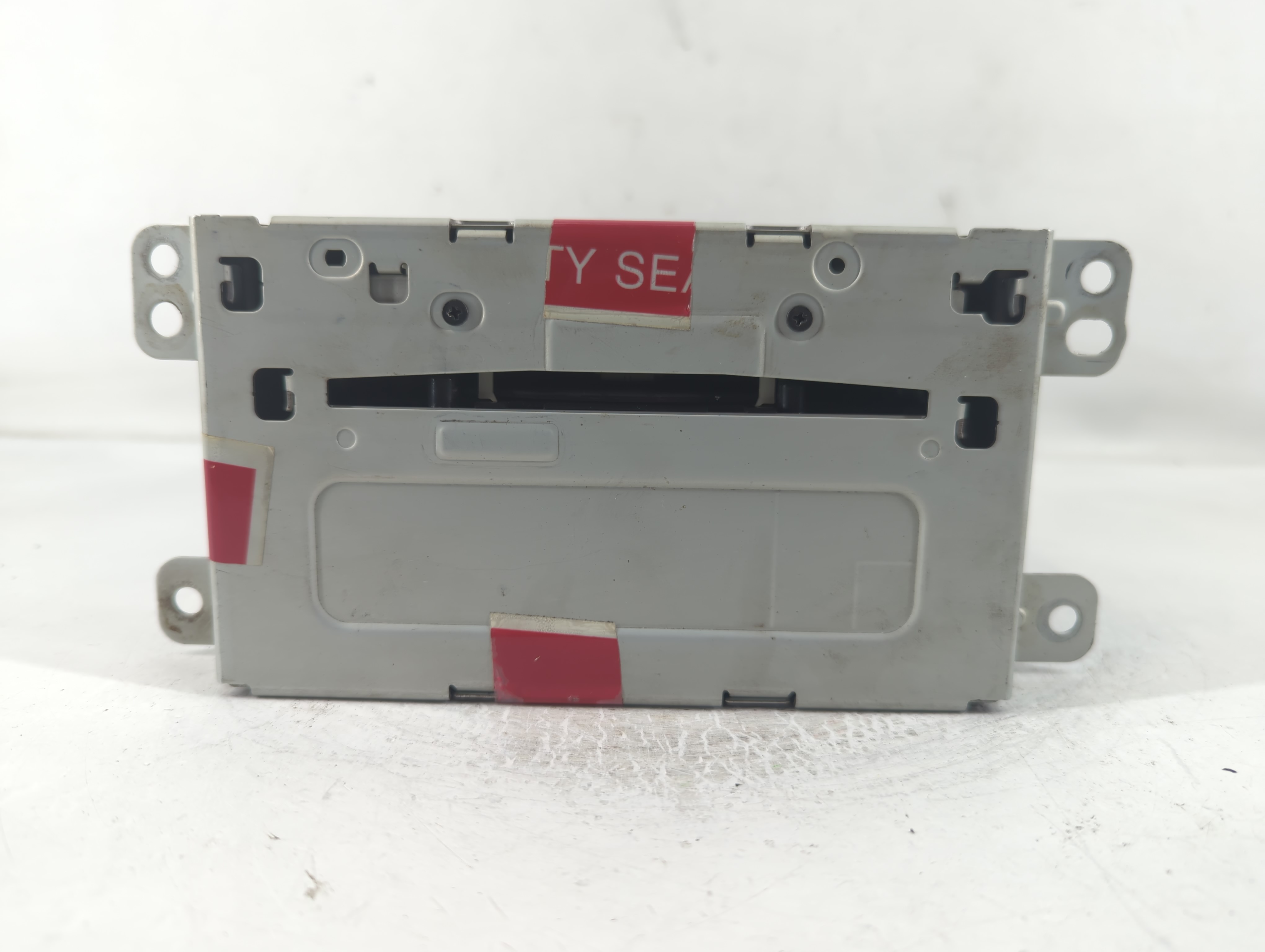 2014-2016 Chevrolet Malibu Am Fm Cd Player Radio Receiver 830733 - Oemusedautoparts1.com