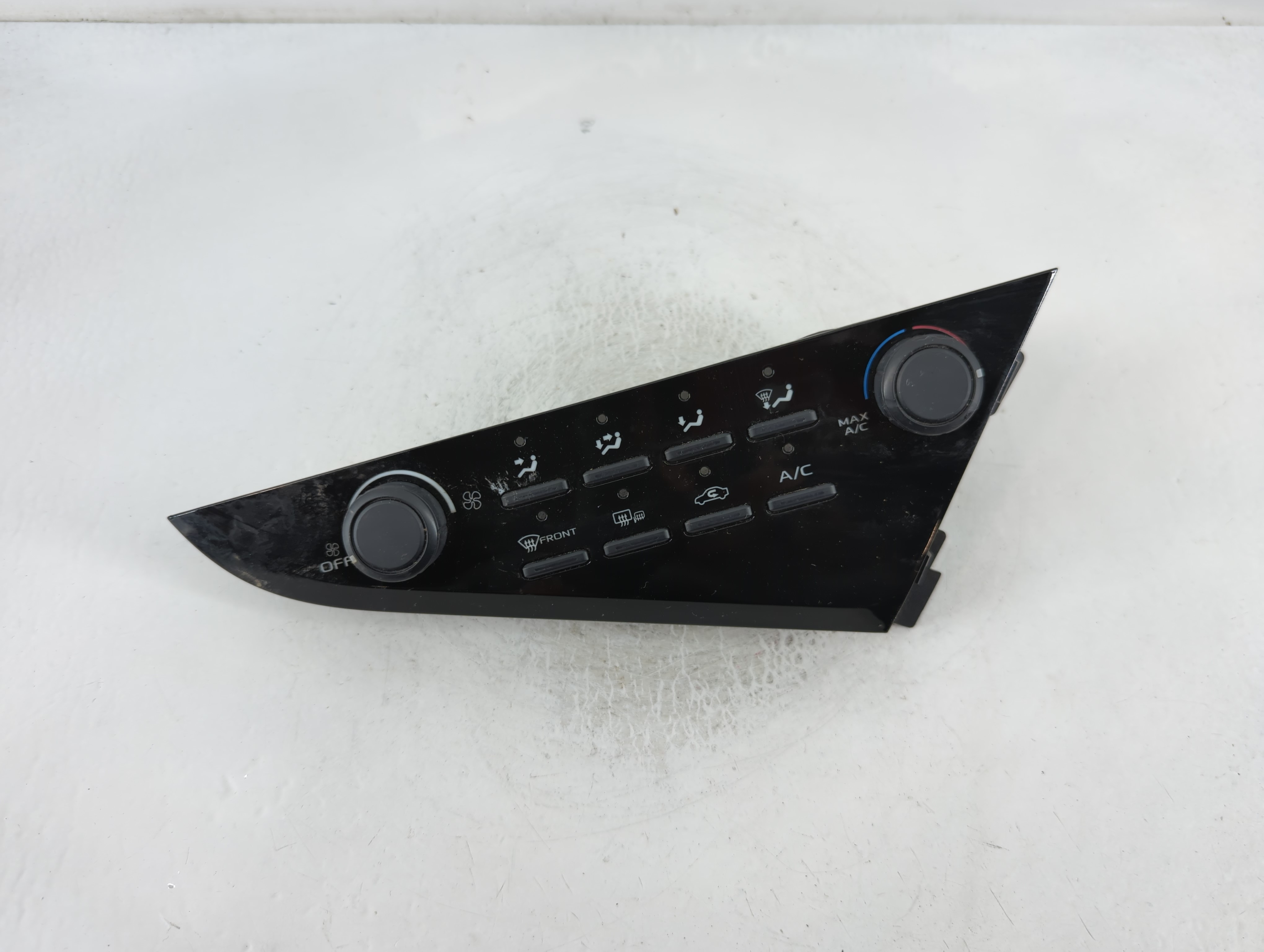 2018-2022 Toyota Camry Ac Heater Climate Control 55900-06500 830821 - Oemusedautoparts1.com
