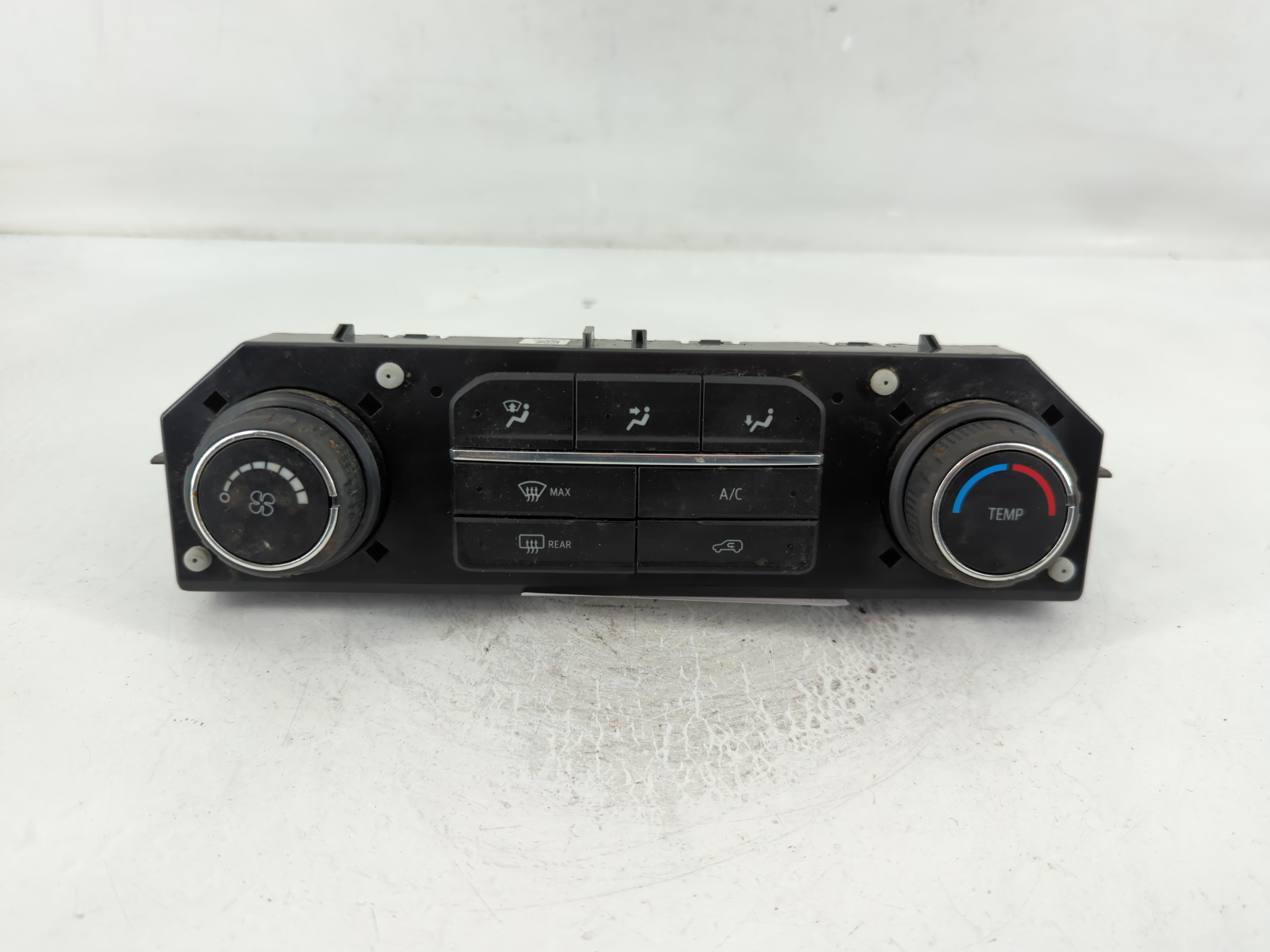 2019-2022 Chevrolet Silverado 1500 Ac Heater Climate Control 84542734 830826 - Oemusedautoparts1.com