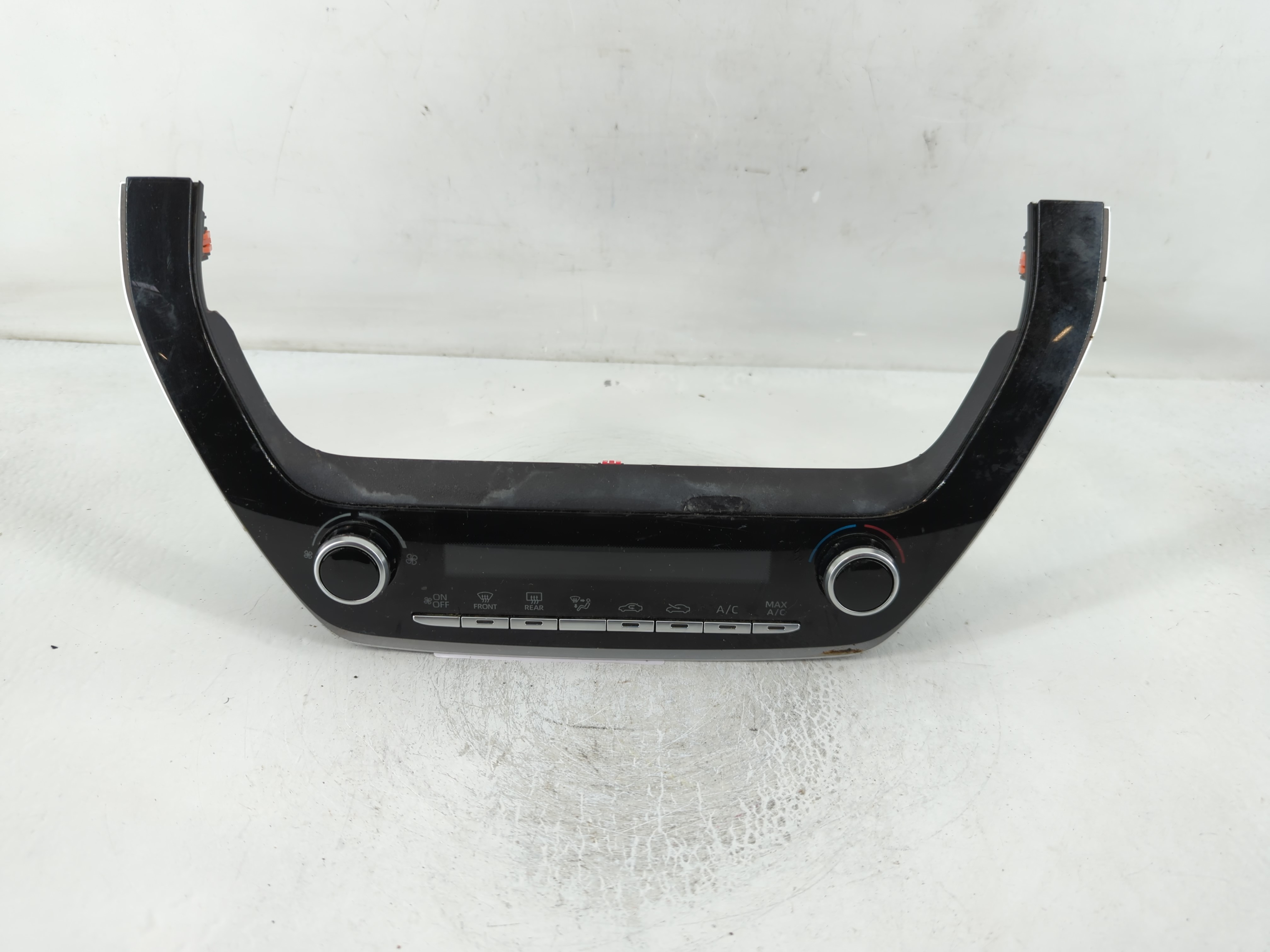 2020 Toyota Corolla Ac Heater Climate Control Temperature Oem 830838 - Oemusedautoparts1.com