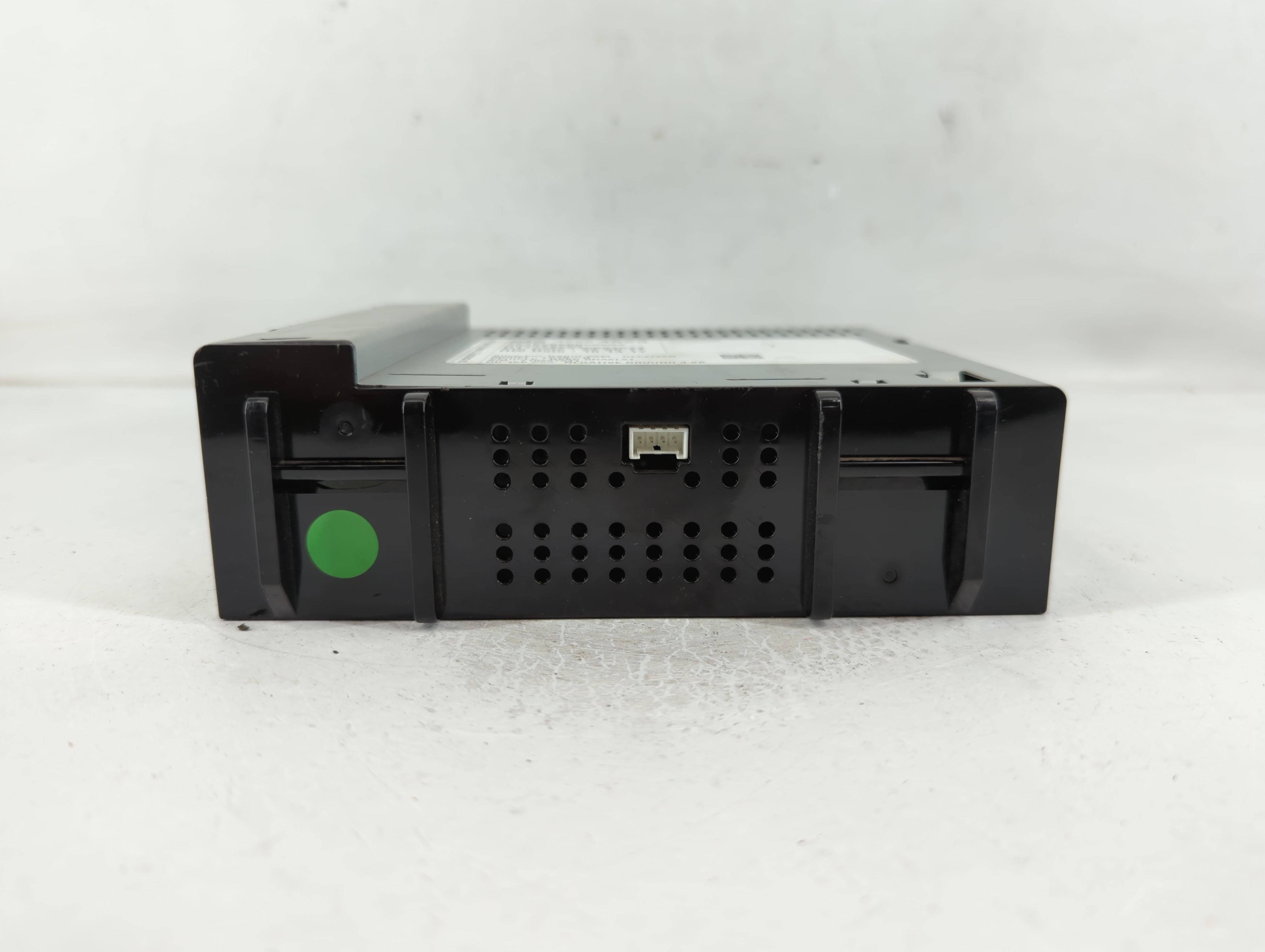 2018-2018 Chevrolet Silverado 1500 Am Fm Cd Player Radio Receiver 830846 - Oemusedautoparts1.com