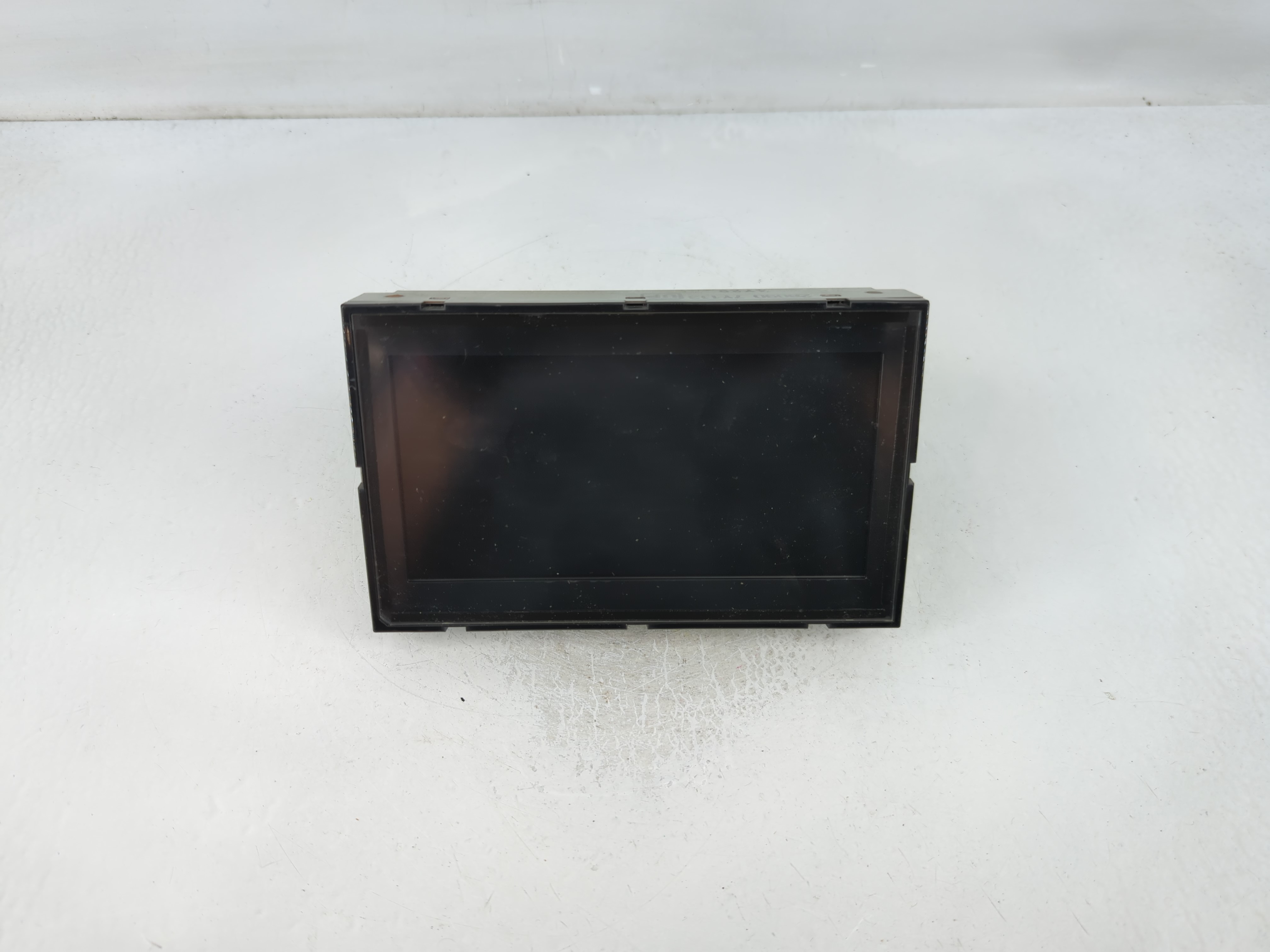 2004-2005 Nissan Maxima Information Display Screen 830847 - Oemusedautoparts1.com