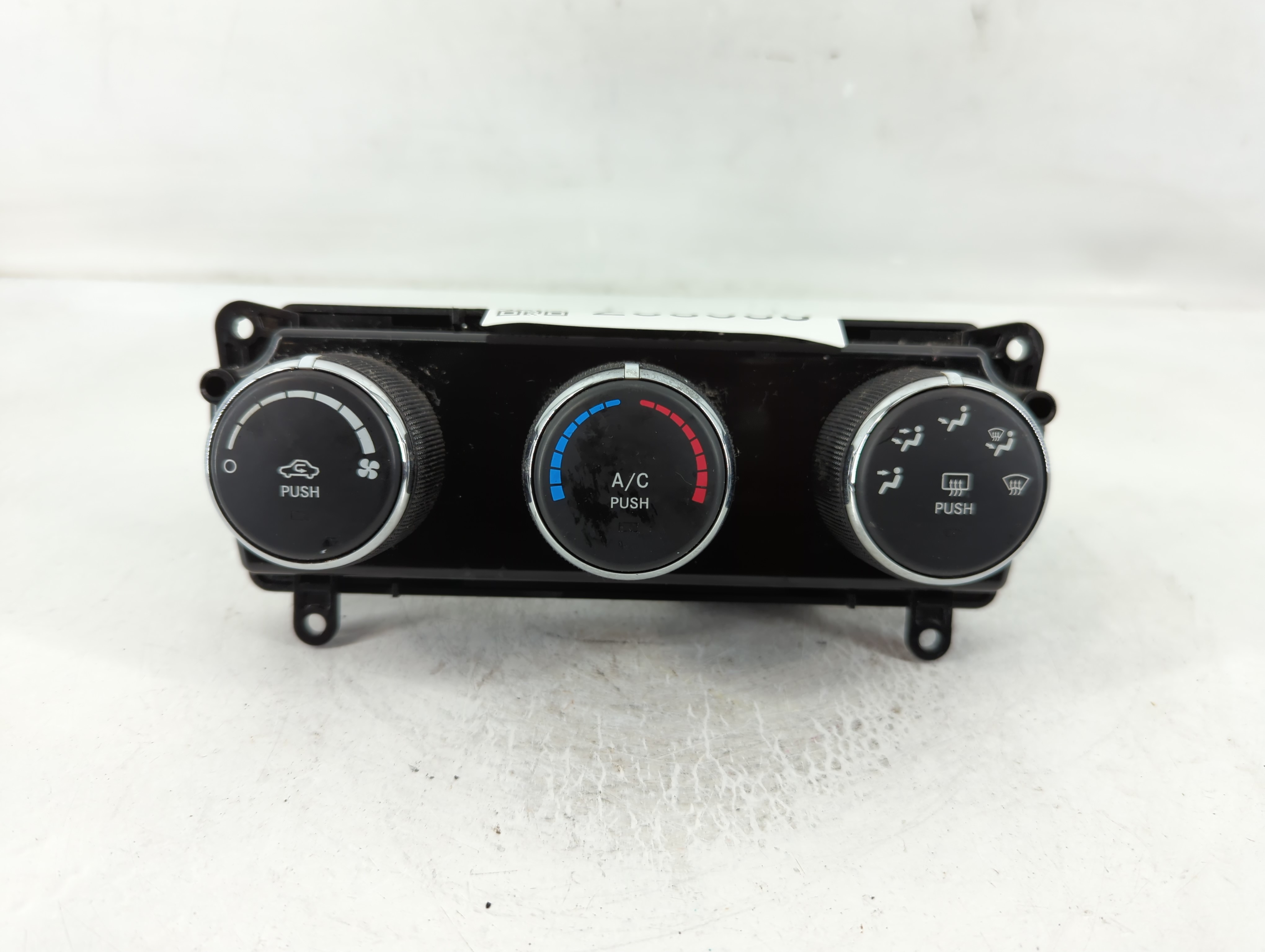 2011-2017 Jeep Patriot Ac Heater Climate Control P55111278af 830887 - Oemusedautoparts1.com