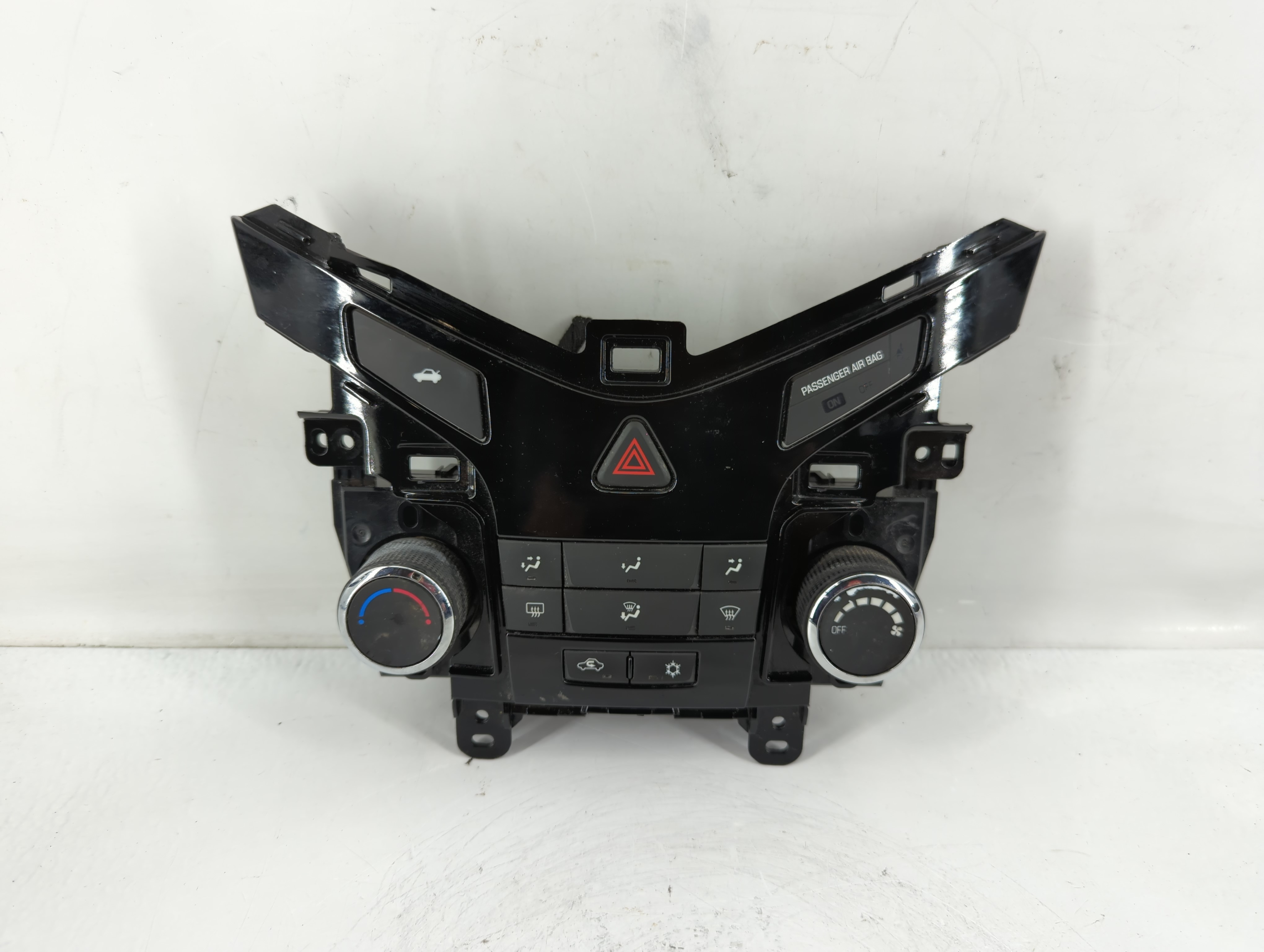 2012-2016 Chevrolet Cruze Ac Heater Climate Control 95146207 830890 - Oemusedautoparts1.com