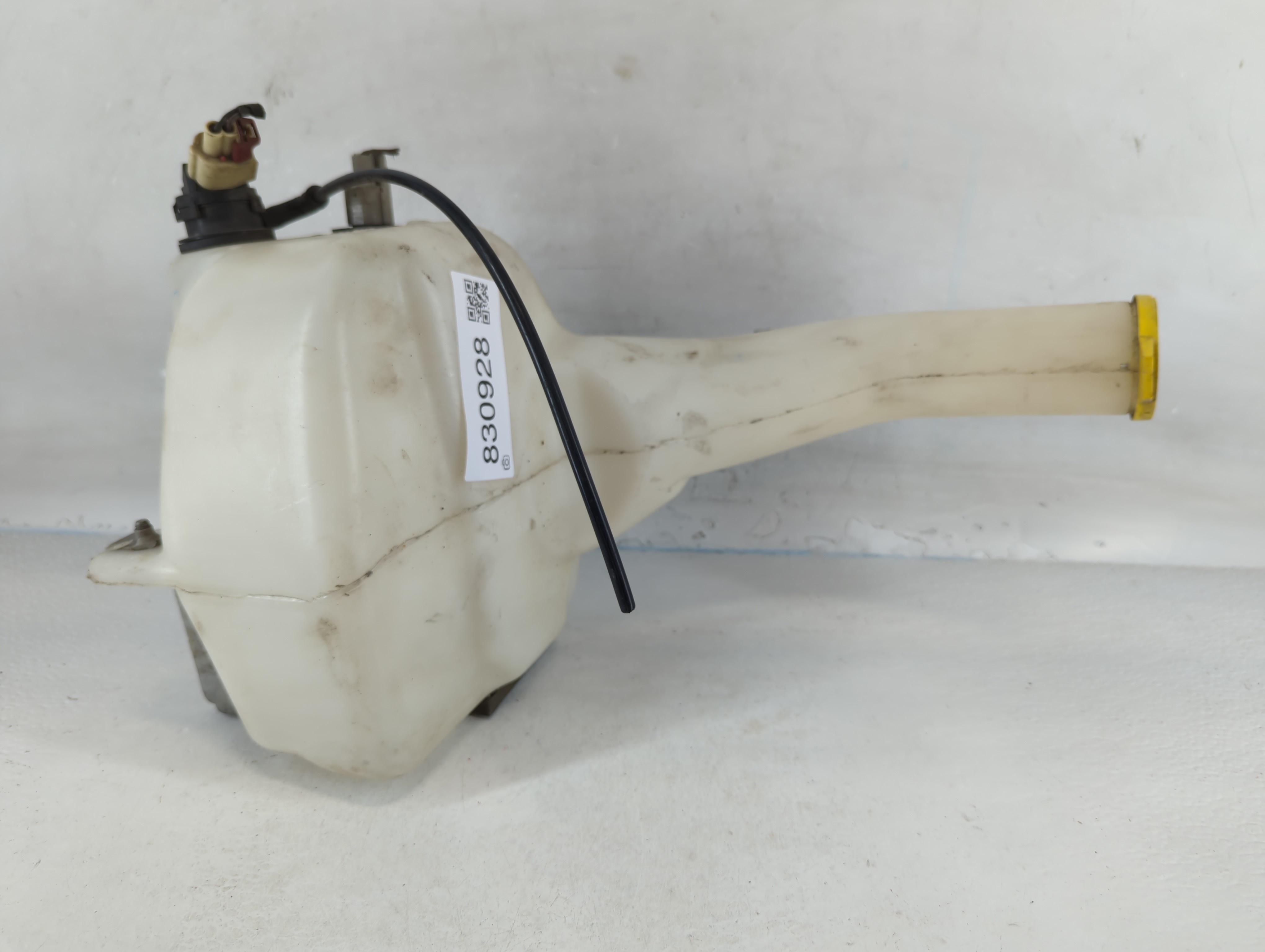 Picture of 2011-2022 Dodge Charger Windshield Washer Fluid Reservoir Bottle Oem 830928