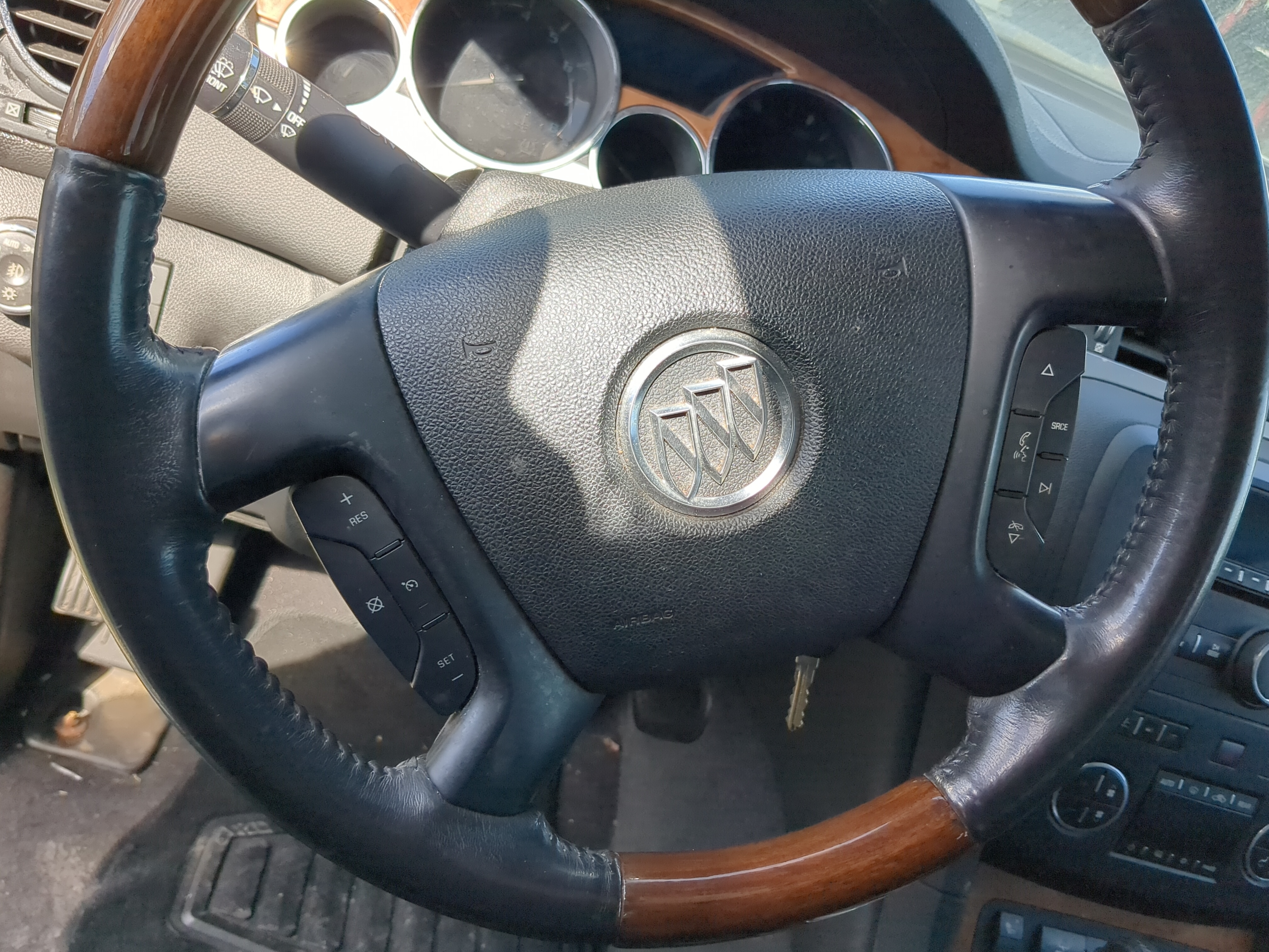 2008-2017 Buick Enclave Air Bag Driver Left Steering Wheel Mounted 831126 - Oemusedautoparts1.com