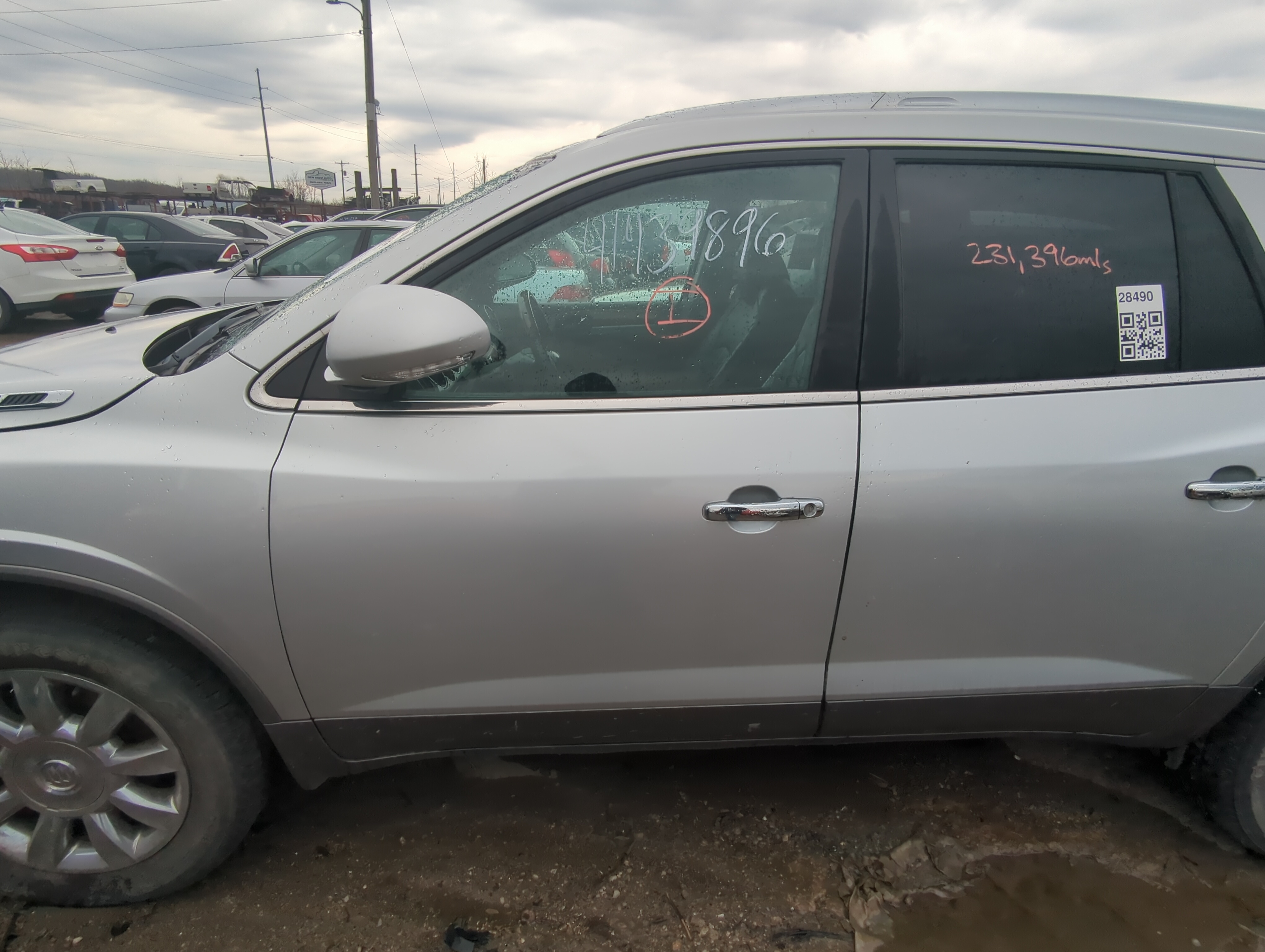Picture of 2008-2017 Buick Enclave Driver Front Door Oem 831160