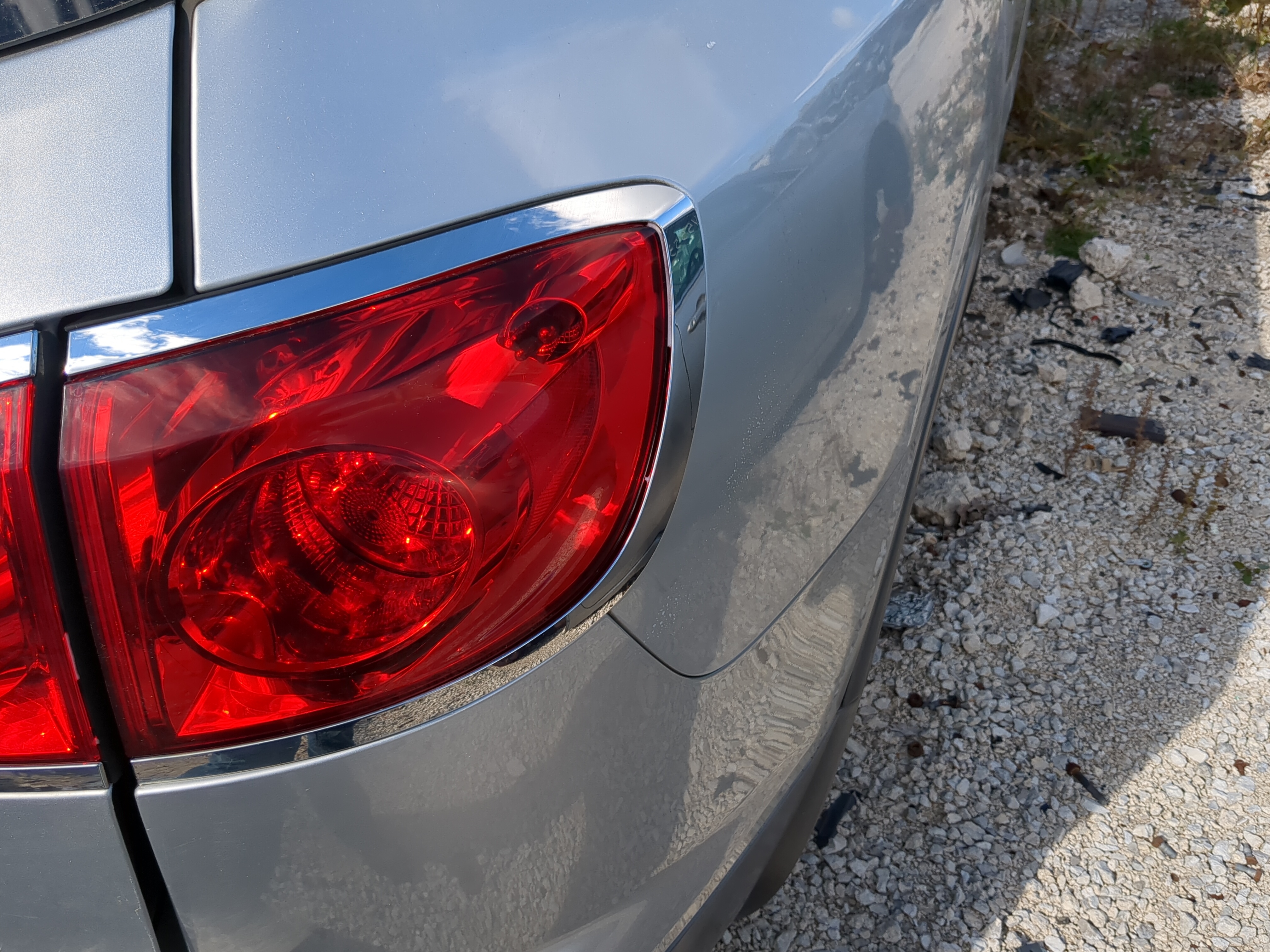 2008-2012 Buick Enclave Passenger Right Side Tail Light Taillight Oem 831217 - Oemusedautoparts1.com