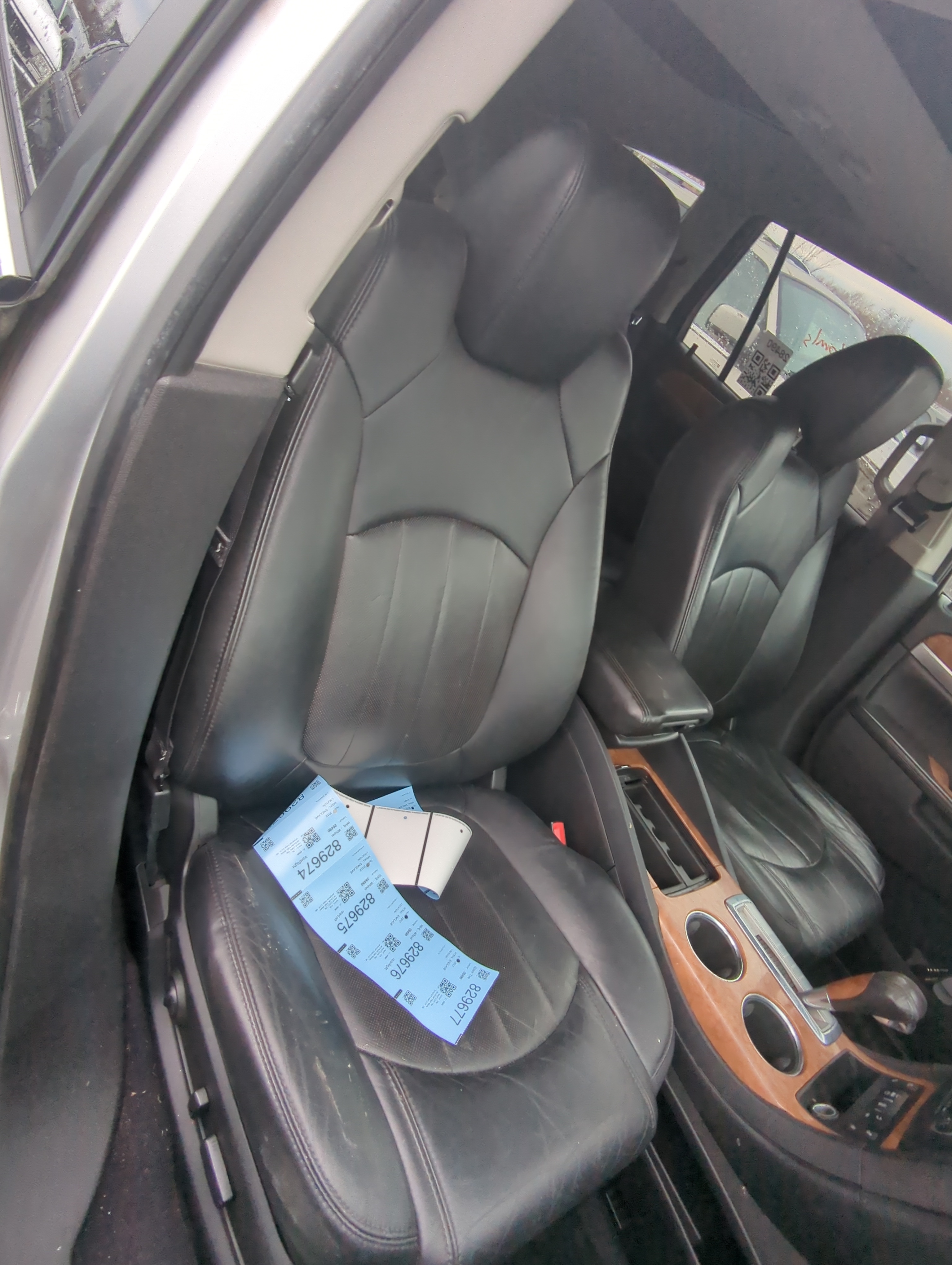 Picture of 2012-2012 Buick Enclave Passenger Front Seat Oem 831235