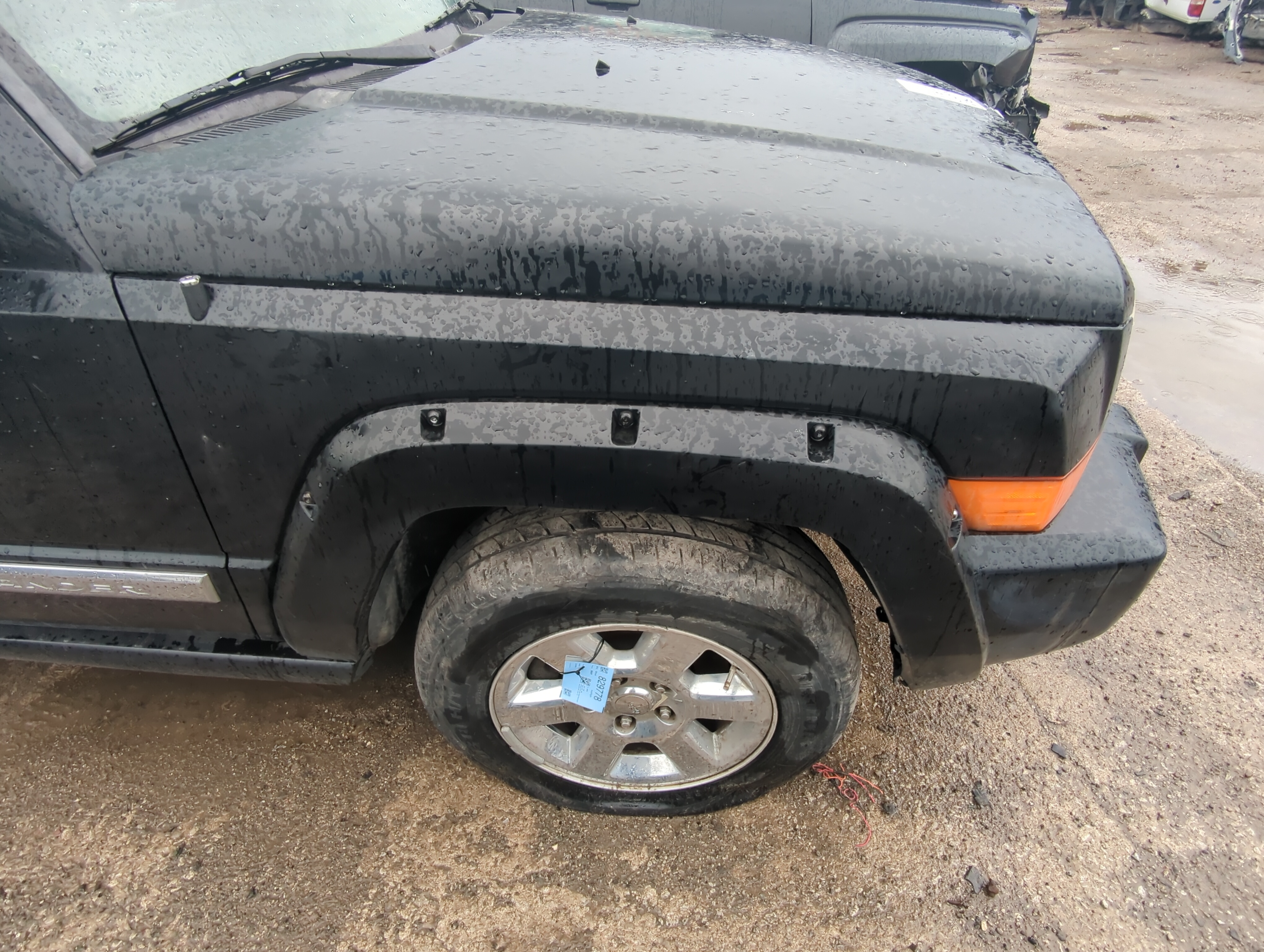 Picture of 2006-2010 Jeep Commander Passenger Fender 831624
