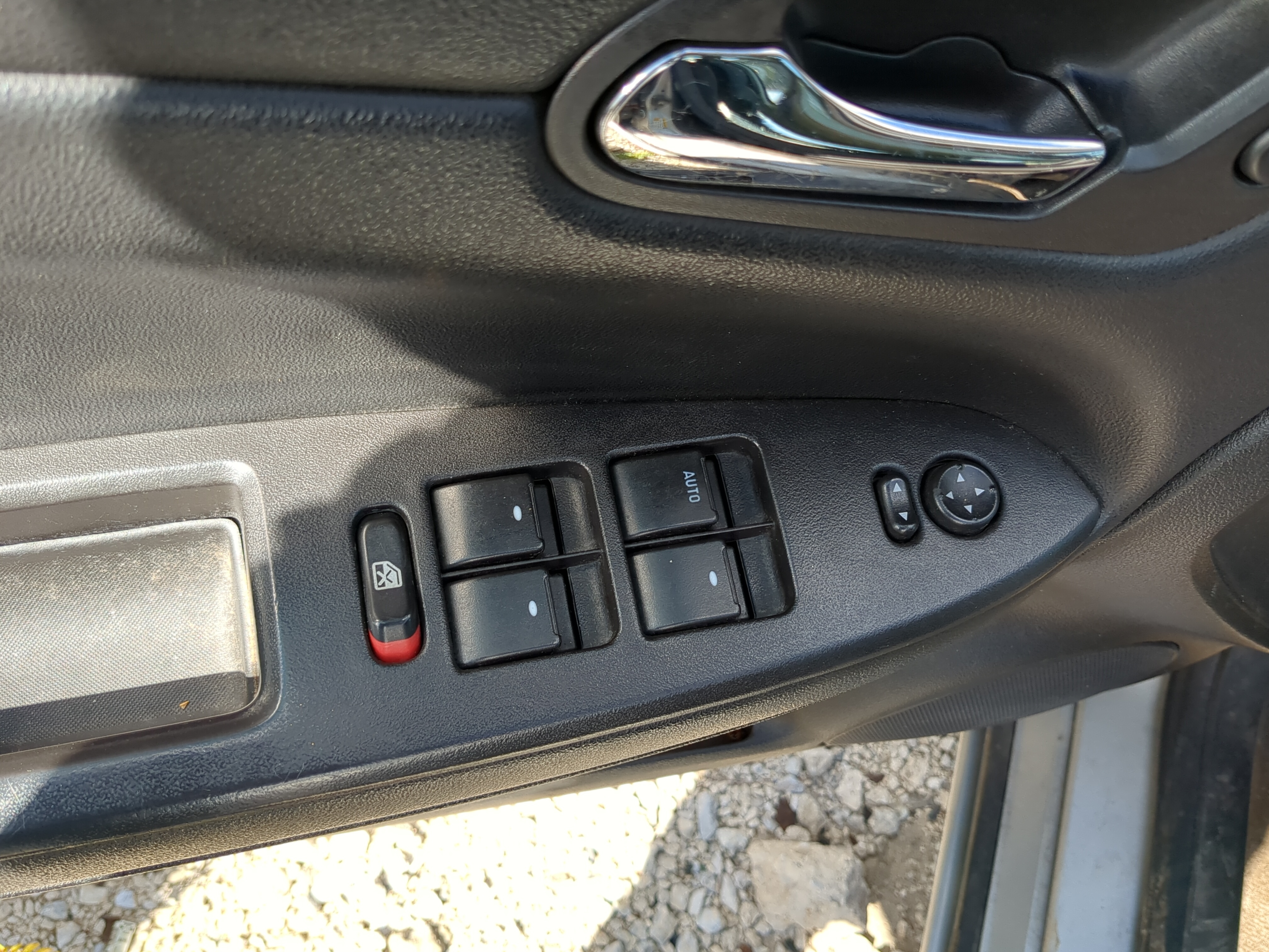 2000-2016 Chevrolet Impala Driver Left Door Master Power Window Switch 831652 - Oemusedautoparts1.com