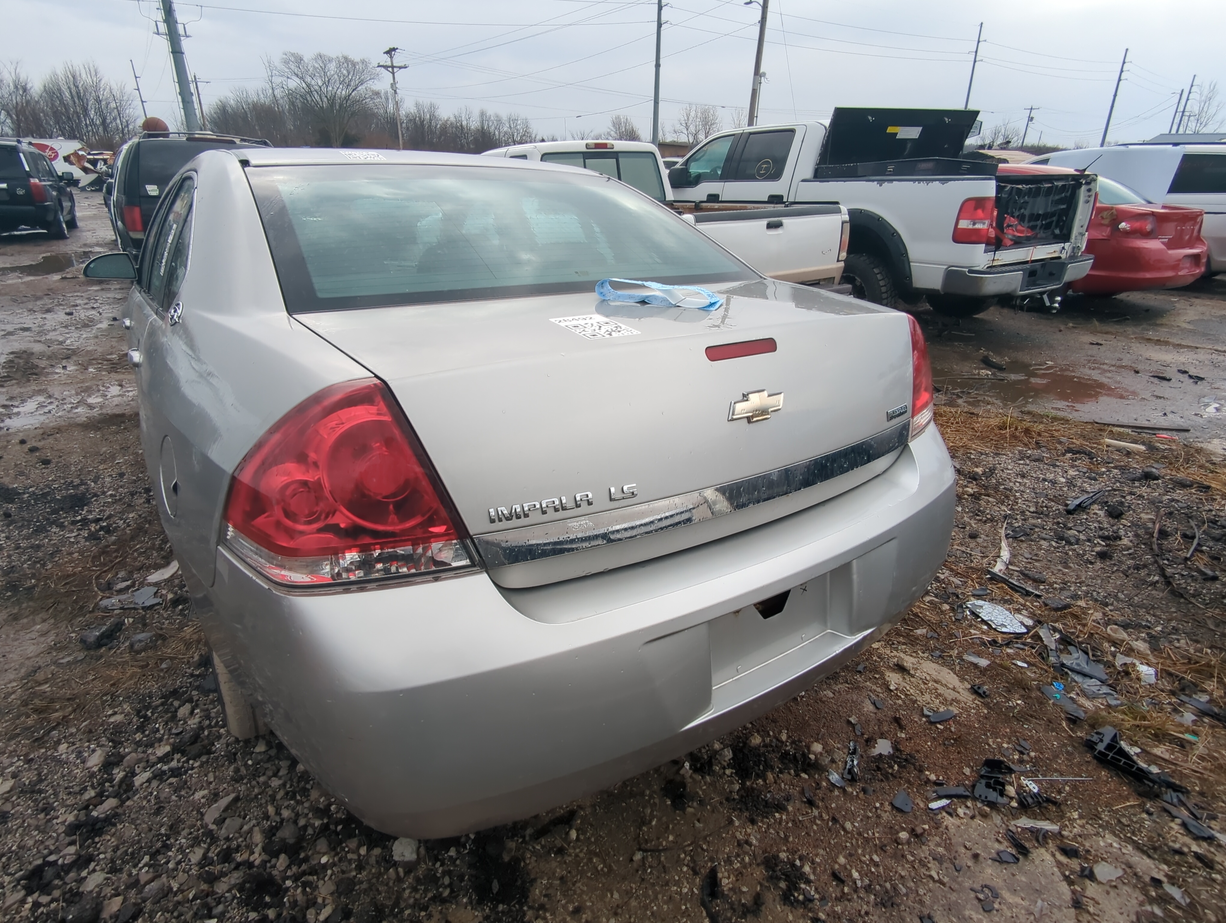 2007-2008 Chevrolet Impala Trunk/decklid/hatch/tailgate Oem 831773 - Oemusedautoparts1.com