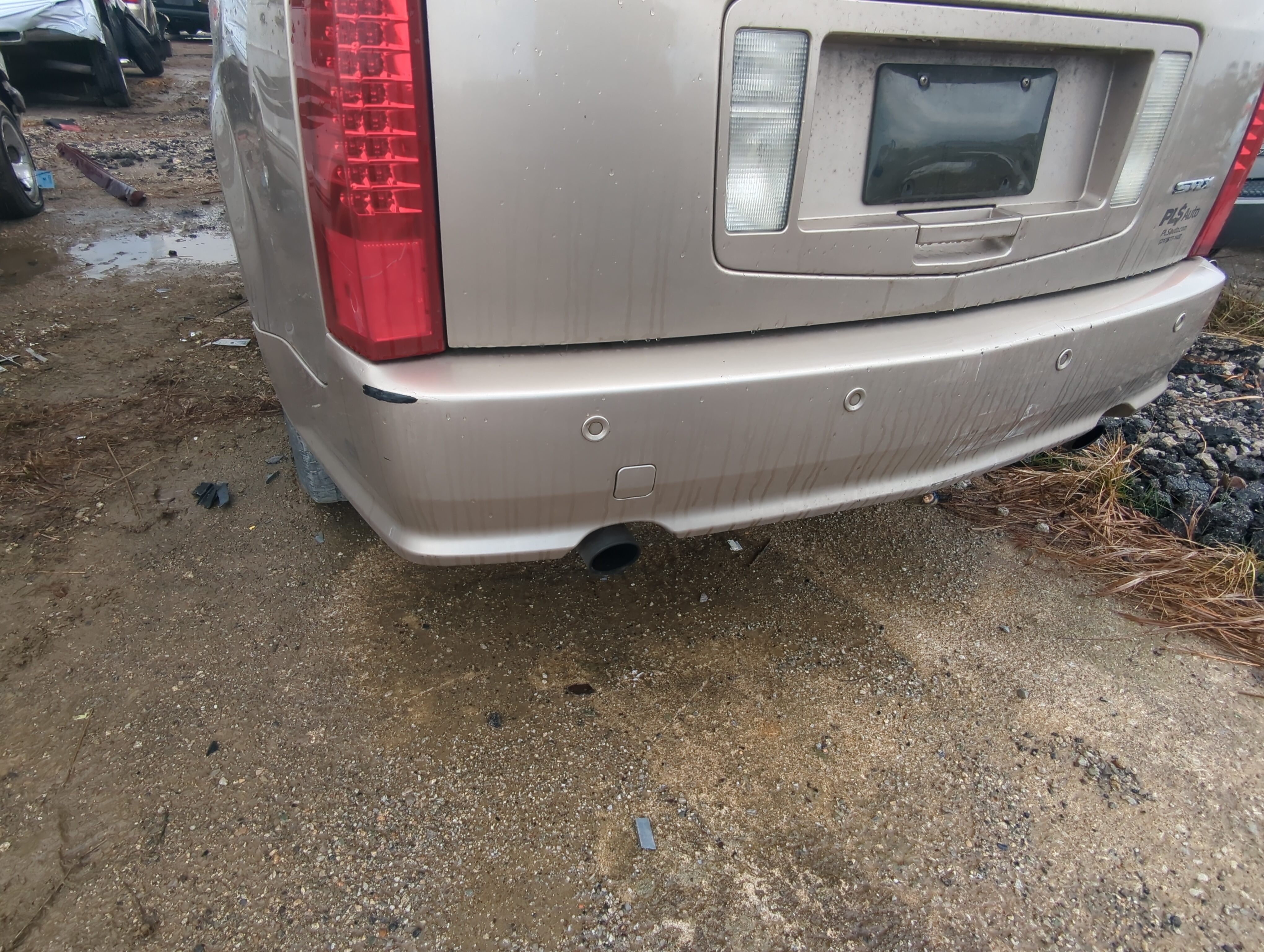 Picture of 2004-2006 Cadillac Srx Rear Bumper Assembly Oem 831853