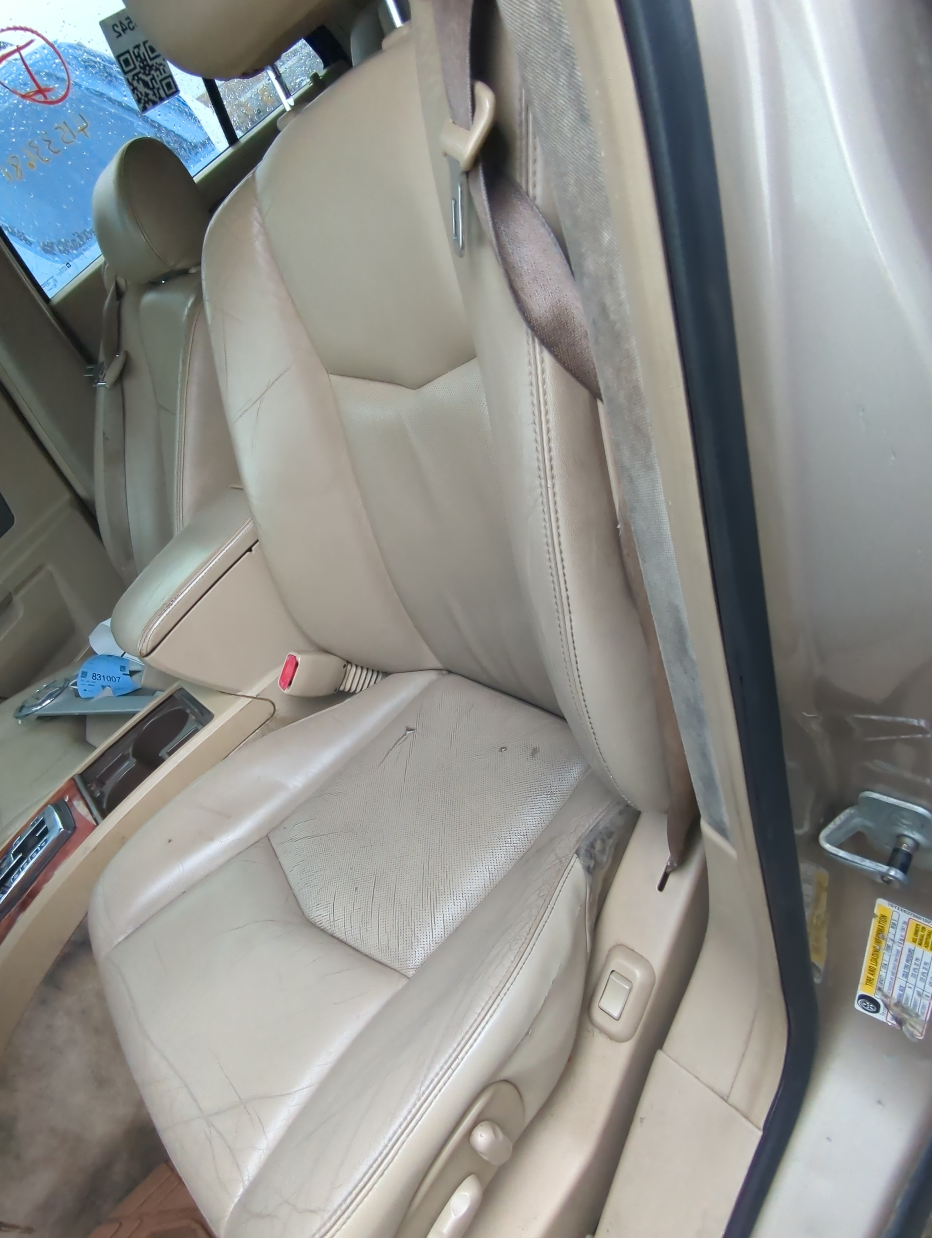 Picture of 2004-2006 Cadillac Srx Driver Front Seat Oem 831963
