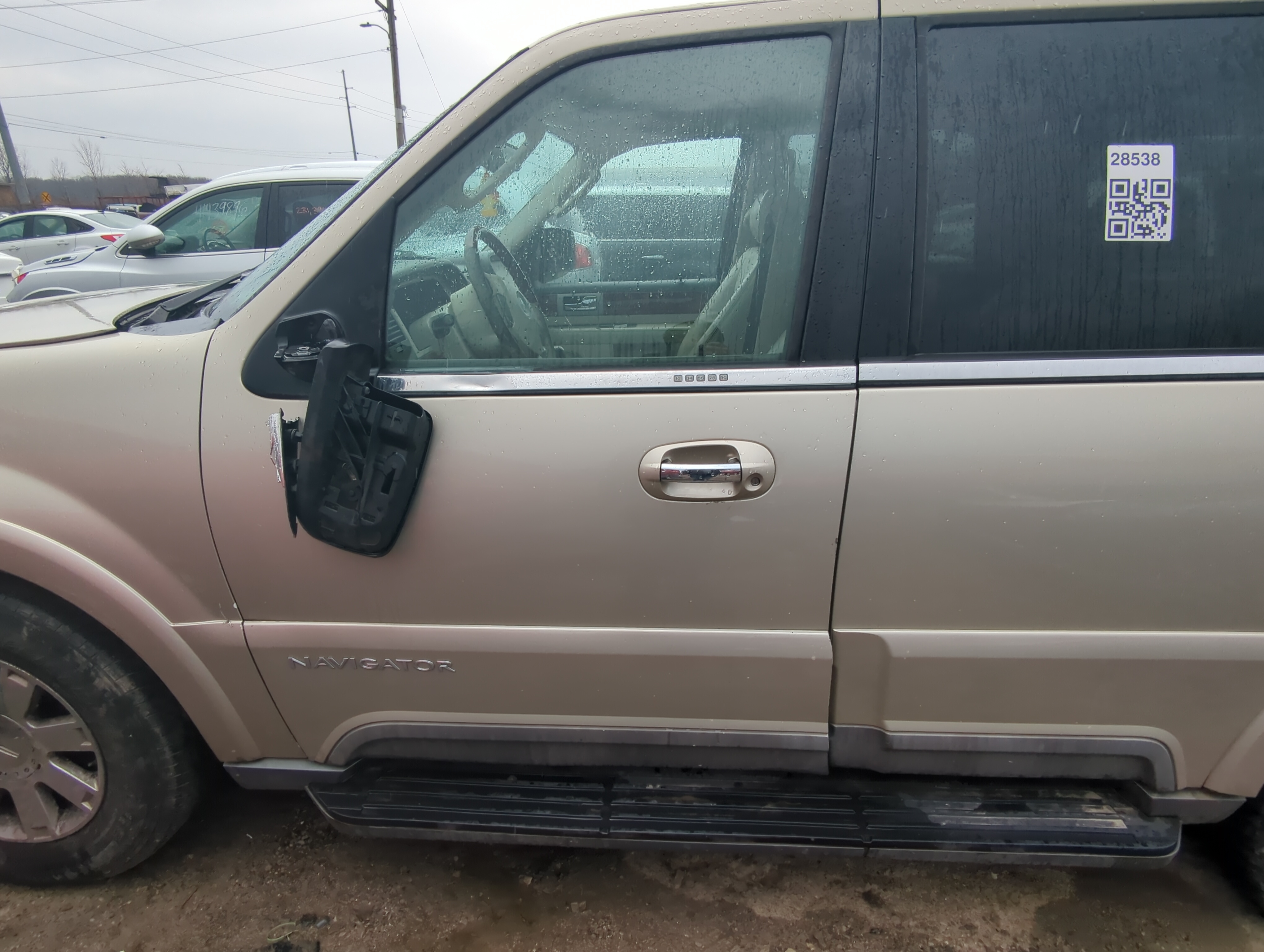 Picture of 2003-2006 Lincoln Navigator Driver Front Door Oem 832015