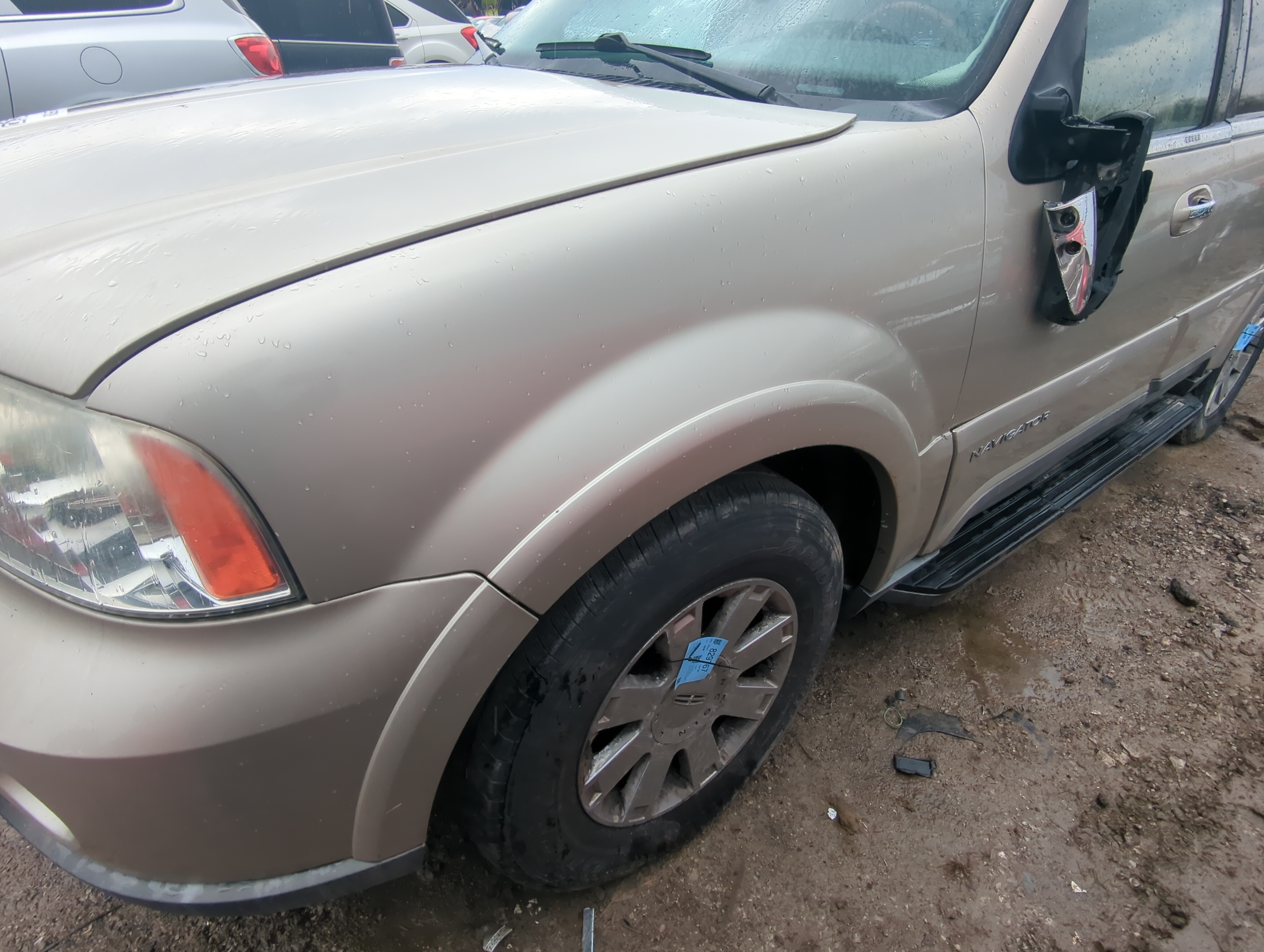 Picture of  2004 LINCOLN NAVIGATOR