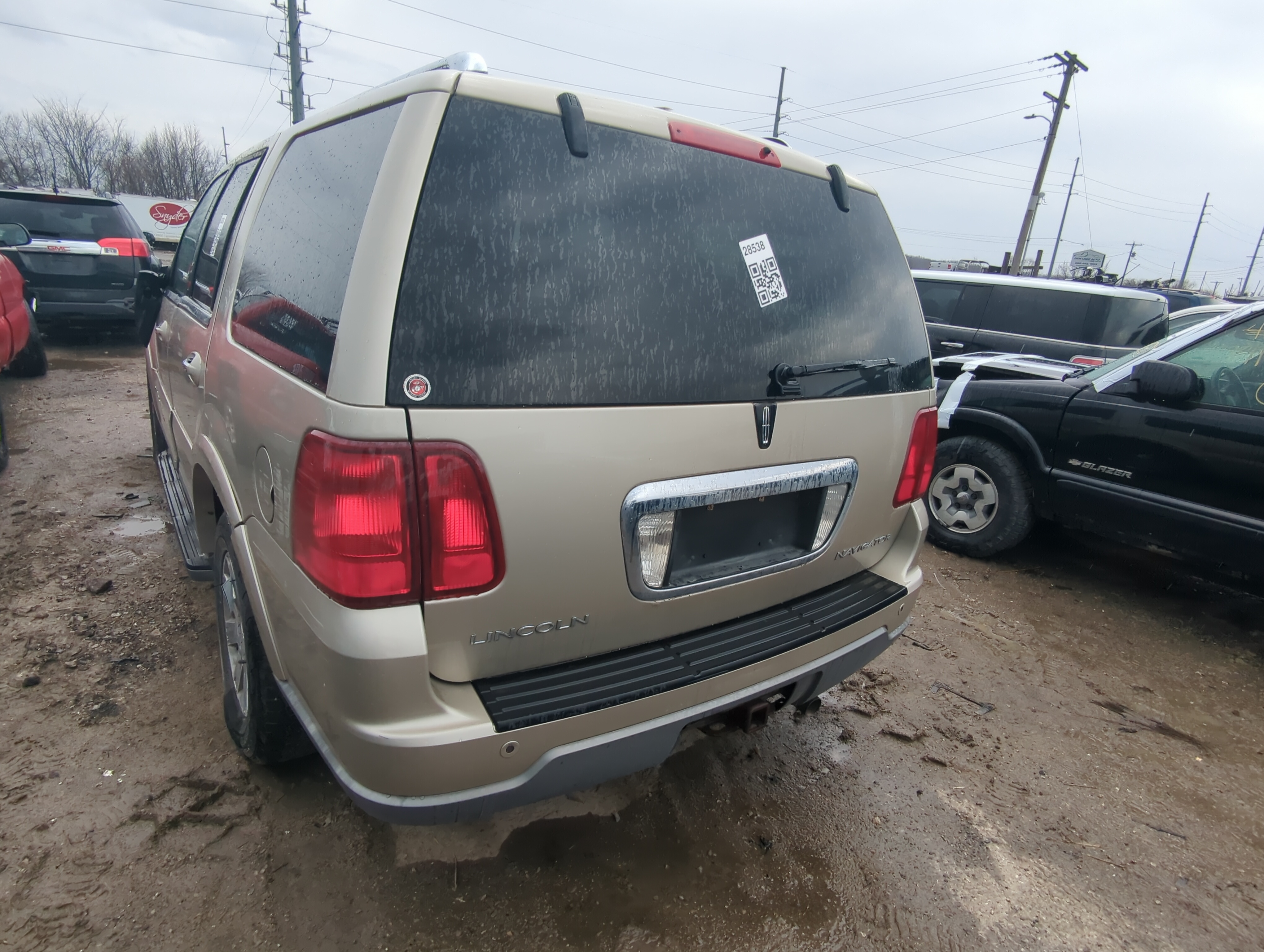 2004 Lincoln Navigator Trunk/decklid/hatch/tailgate Oem 832034 - Oemusedautoparts1.com
