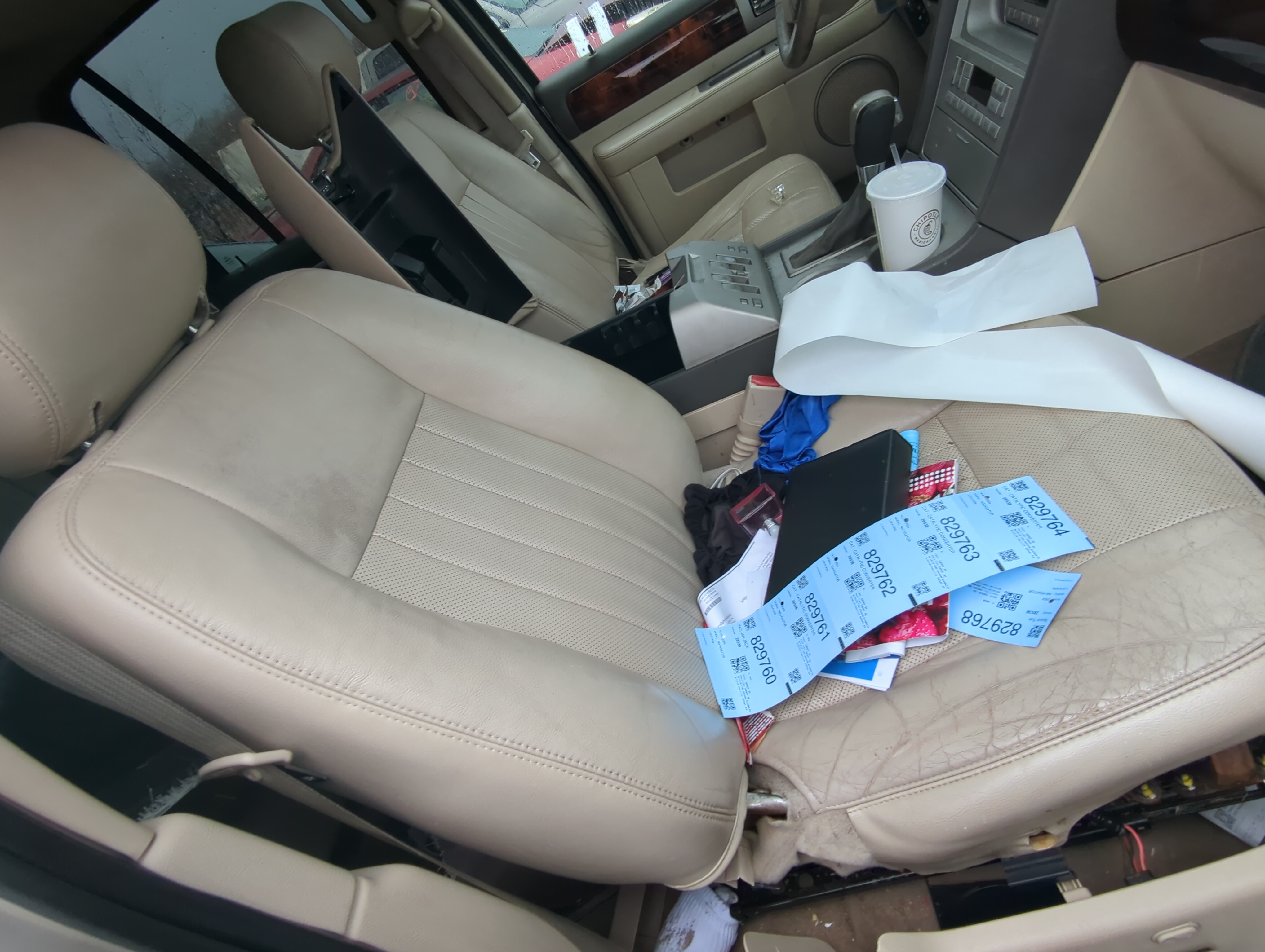 Picture of 2004 Lincoln Navigator Passenger Front Seat Oem Light Beige 832098