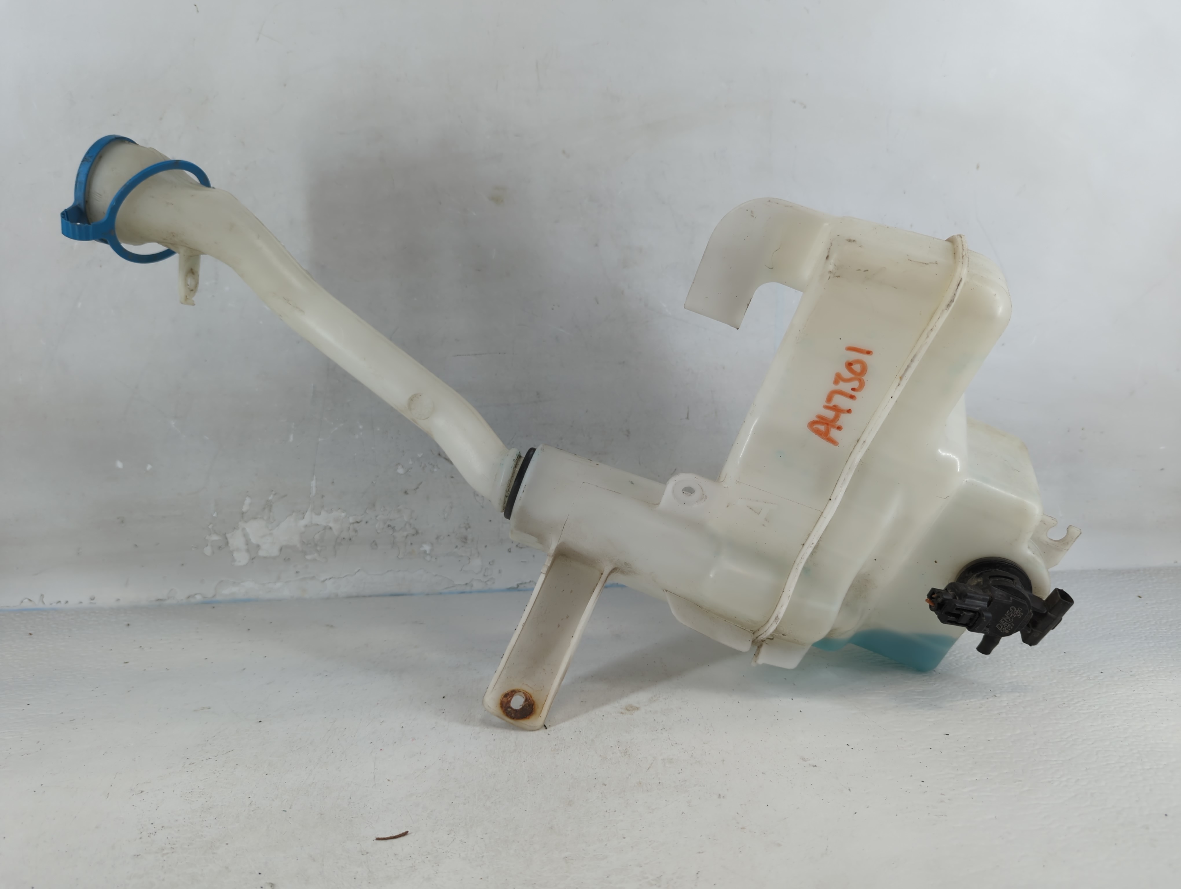 2012-2015 Honda Civic Windshield Washer Fluid Reservoir Bottle Oem 832291 - Oemusedautoparts1.com