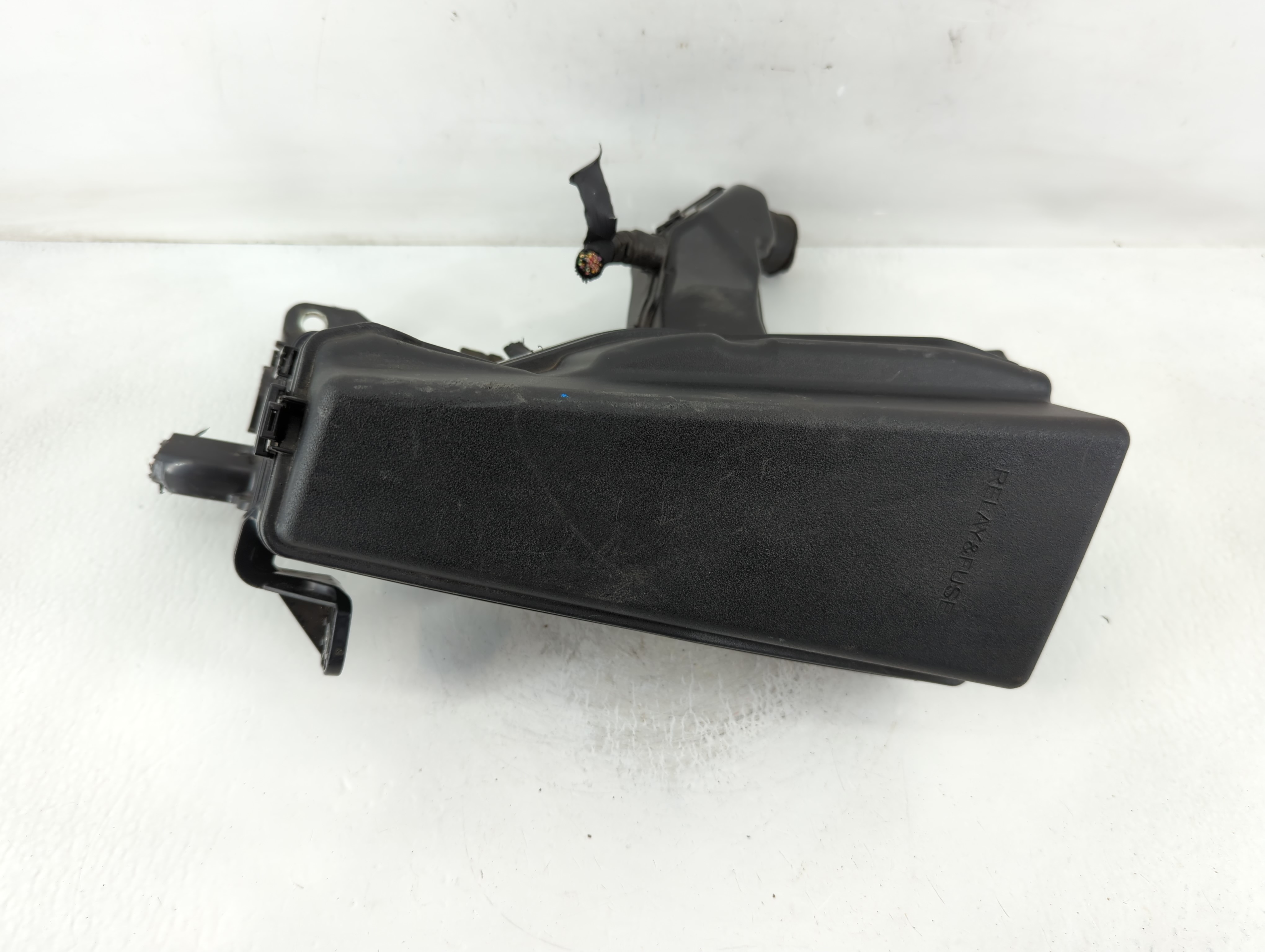 2012-2017 Toyota Camry Fusebox Fuse Box Relay Module 82662-06170 832296 - Oemusedautoparts1.com