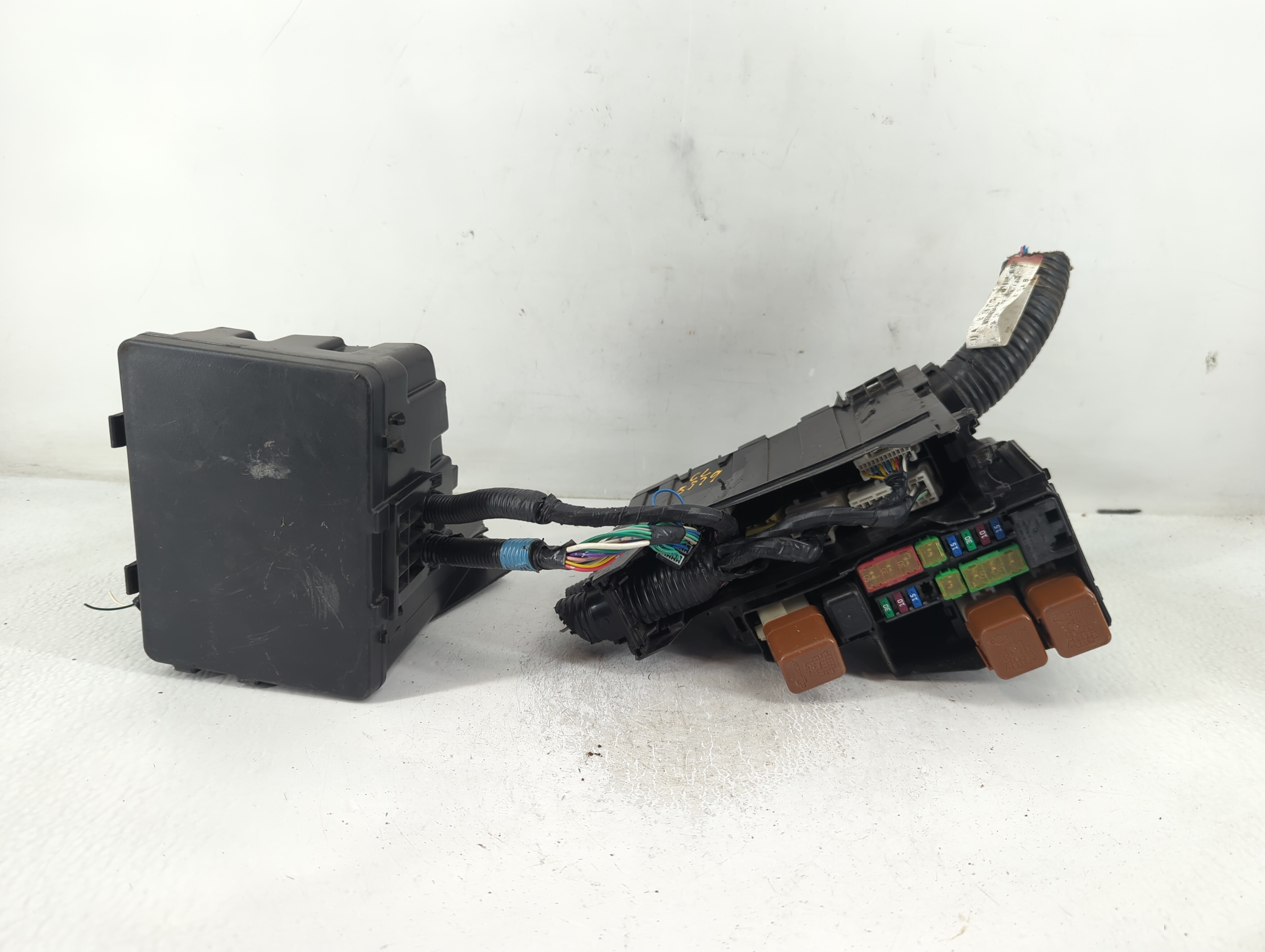2015-2022 Nissan Murano Fusebox Fuse Box Relay Module 832313 - Oemusedautoparts1.com