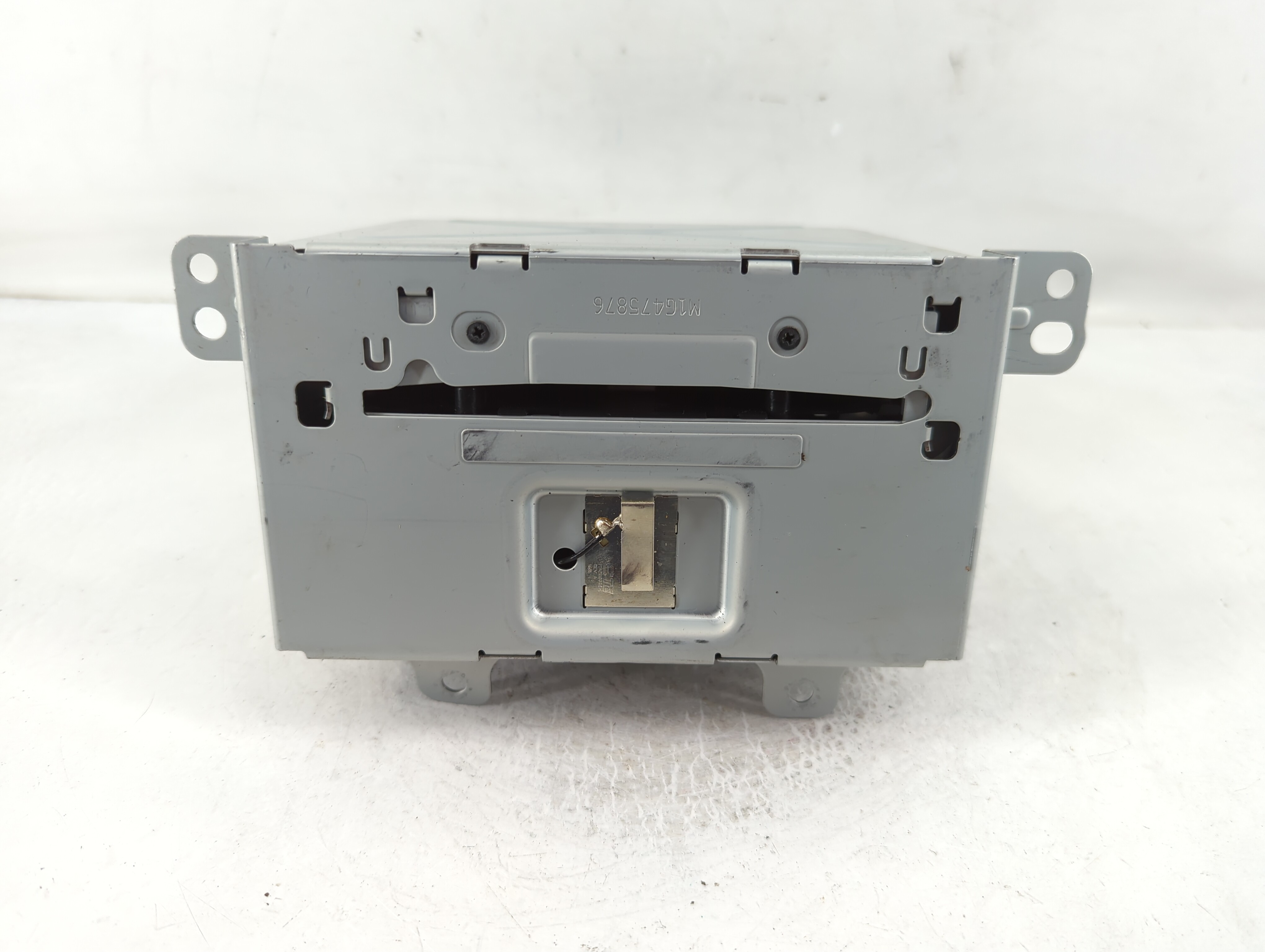 2015-2016 Buick Verano Am Fm Cd Player Radio Receiver 832360 - Oemusedautoparts1.com