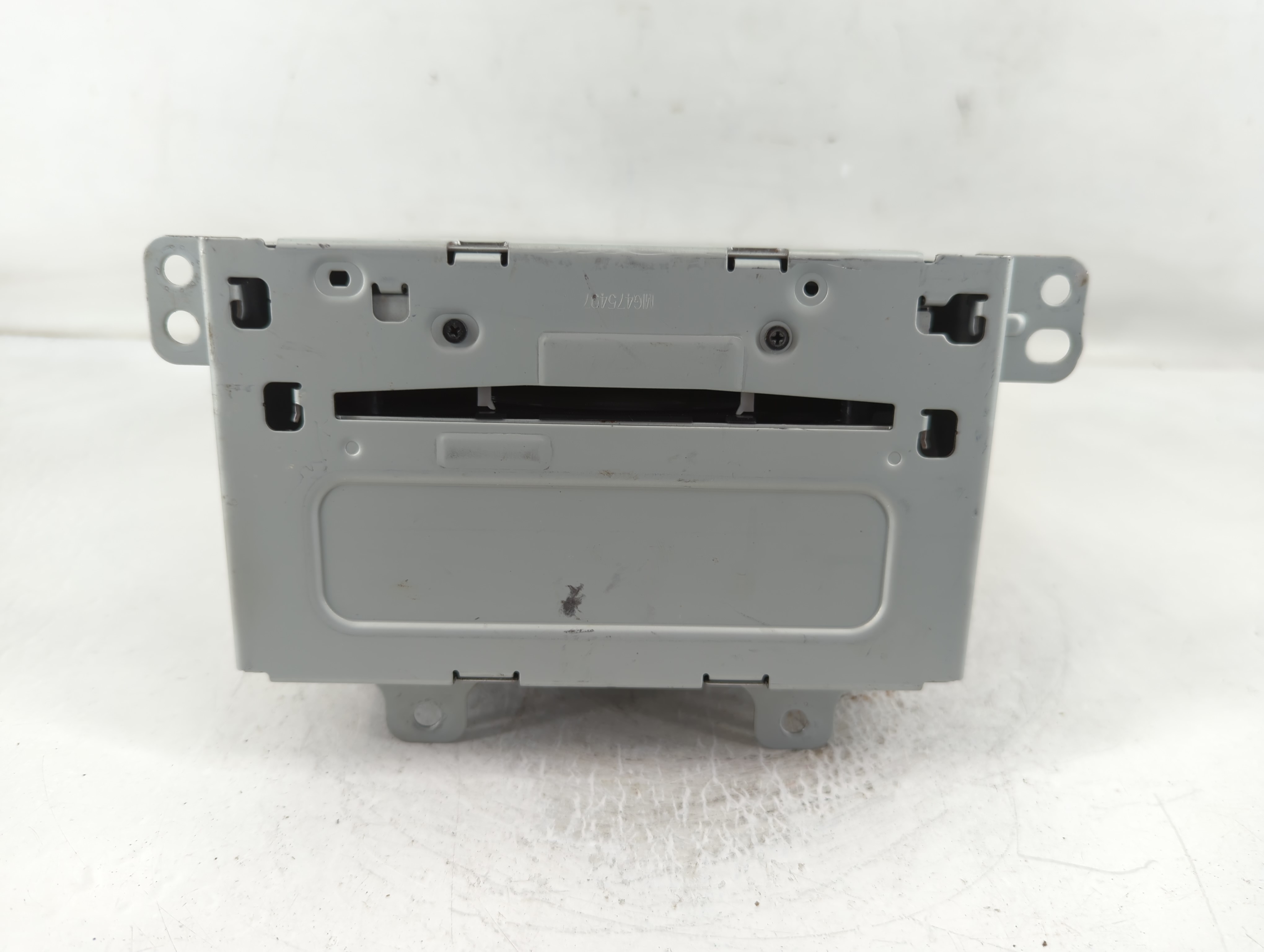 2012-2012 Chevrolet Cruze Am Fm Cd Player Radio Receiver 832387 - Oemusedautoparts1.com