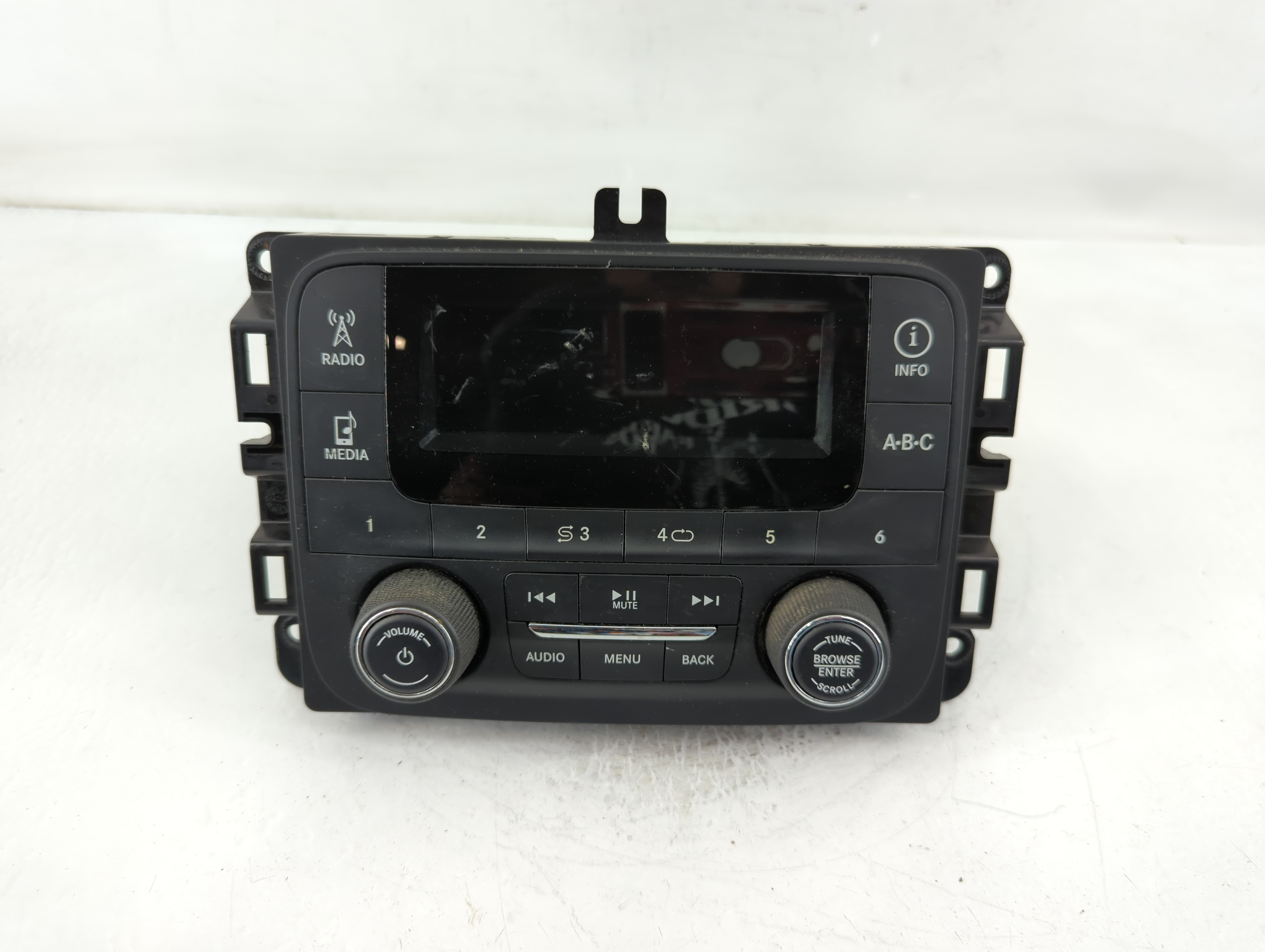 Picture of Dodge Ram 1500 Am Fm Cd Player Radio Receiver 832389