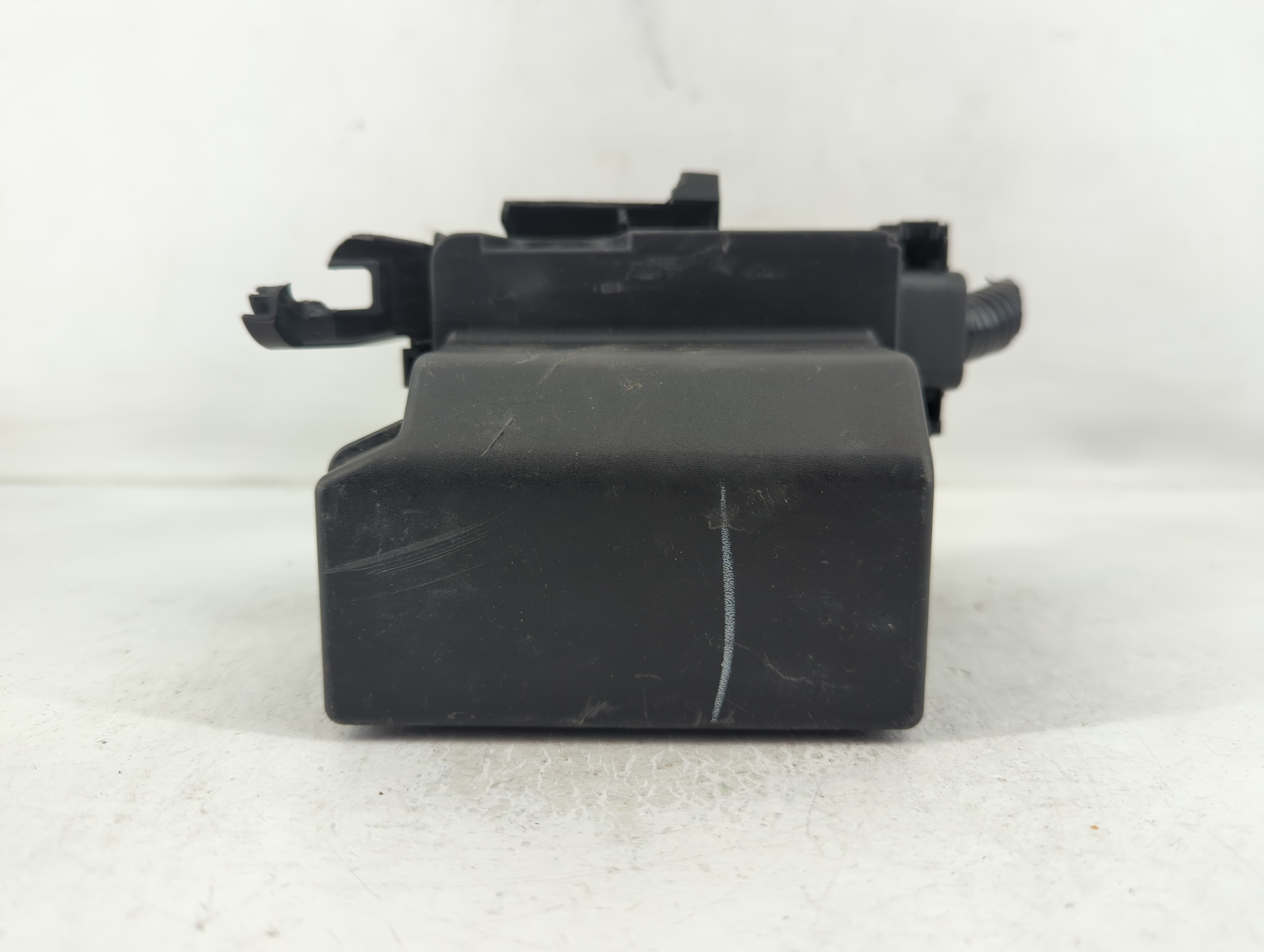 2020-2022 Nissan Versa Fusebox Fuse Box Relay Module 832402 - Oemusedautoparts1.com