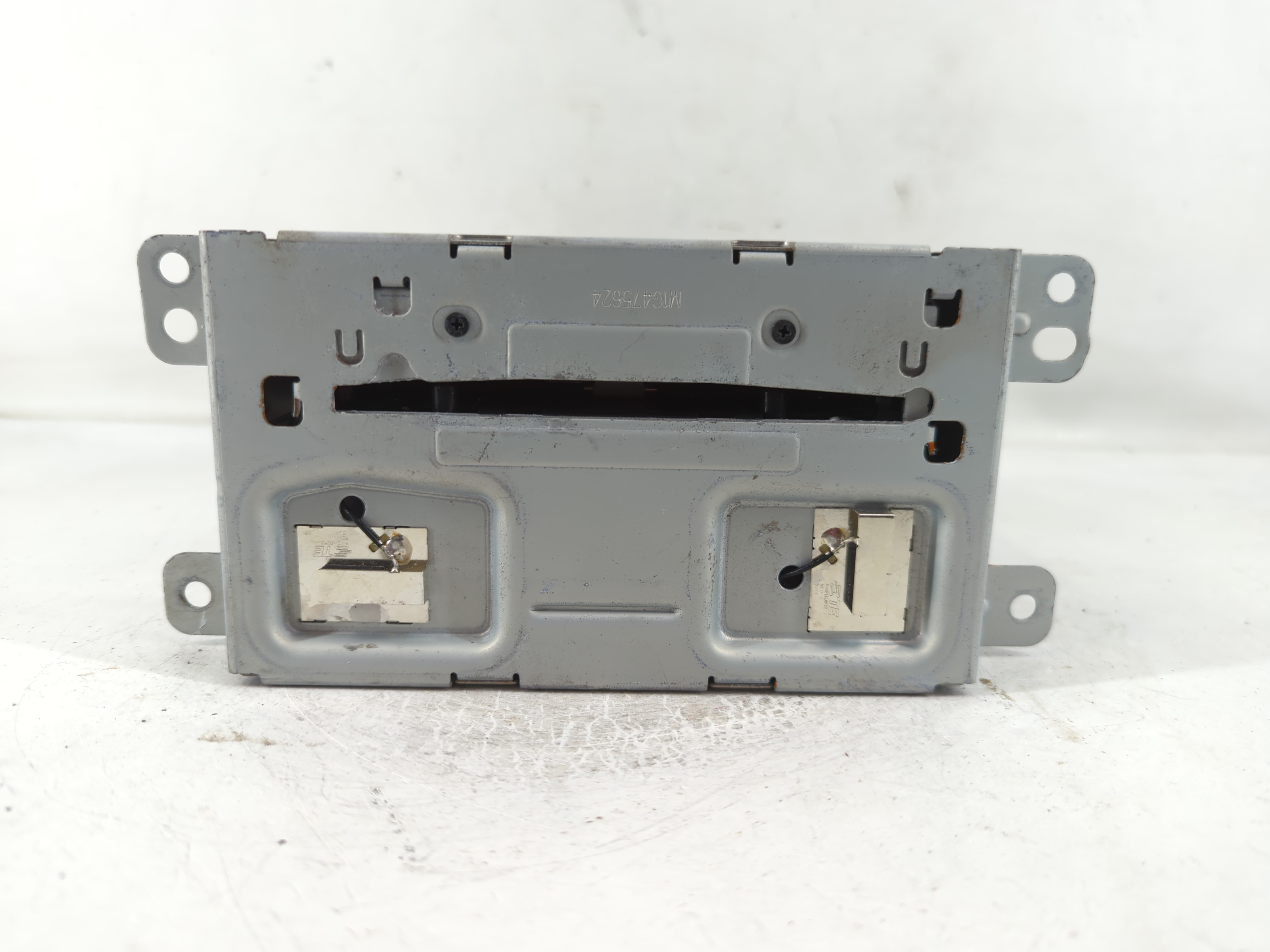Picture of 2014-2016 Chevrolet Malibu Am Fm Cd Player Radio Receiver 832445