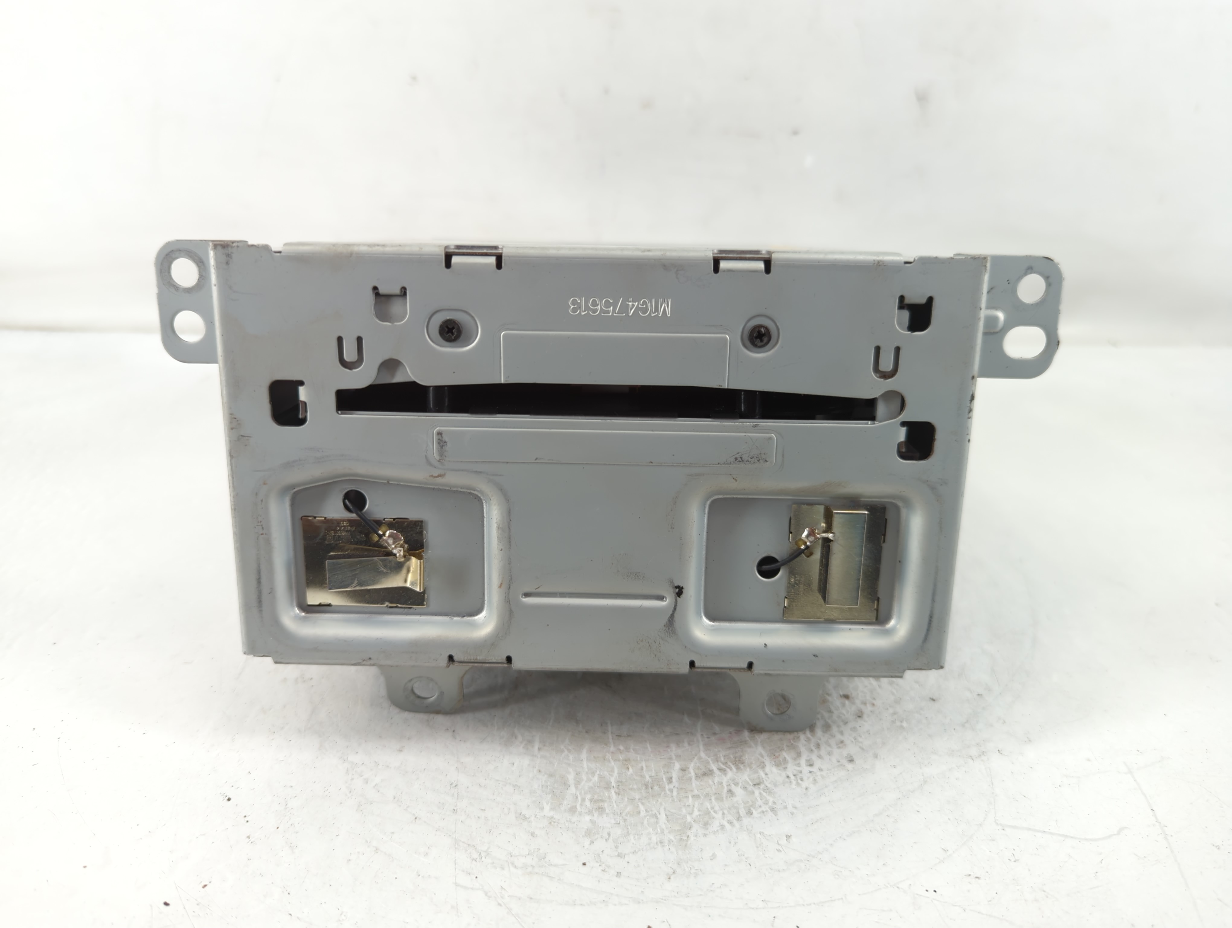 Picture of 2013-2016 Chevrolet Cruze Am Fm Cd Player Radio Receiver 832455