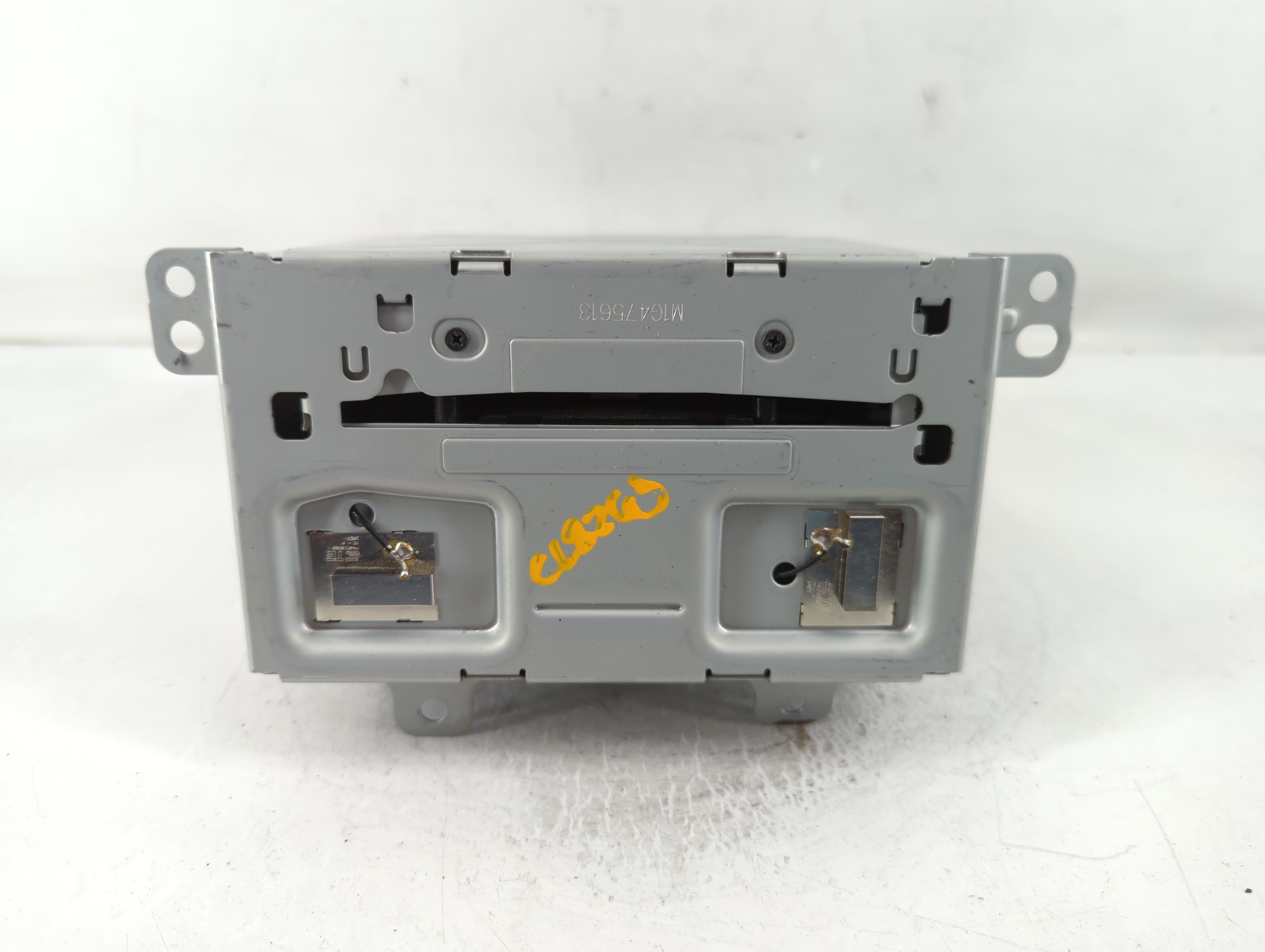 2015-2016 Chevrolet Cruze Am Fm Cd Player Radio Receiver 832458 - Oemusedautoparts1.com