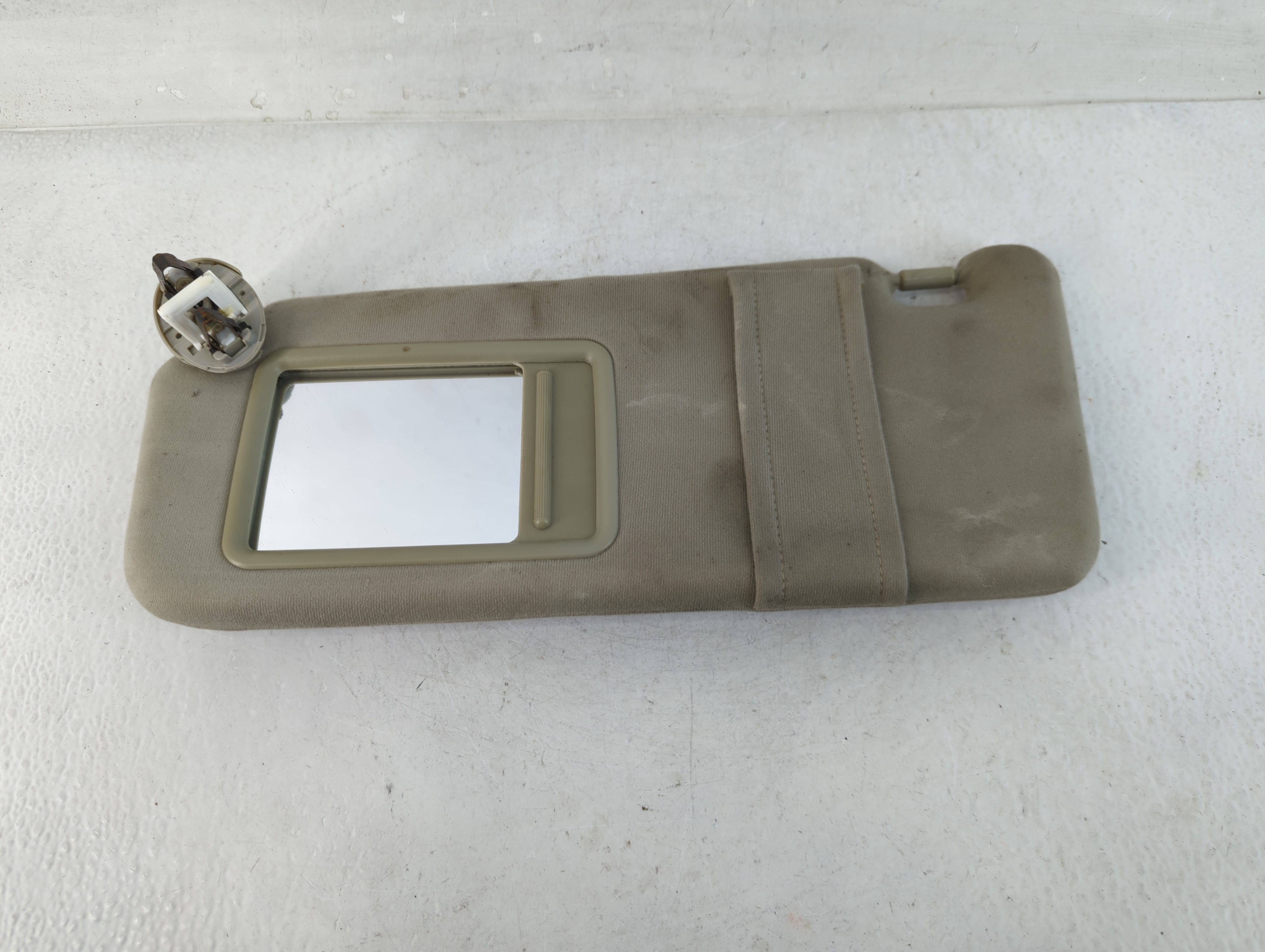 2007-2011 Toyota Camry Driver Sun Visor Mirror Left Sunvisor Grey 832472 - Oemusedautoparts1.com