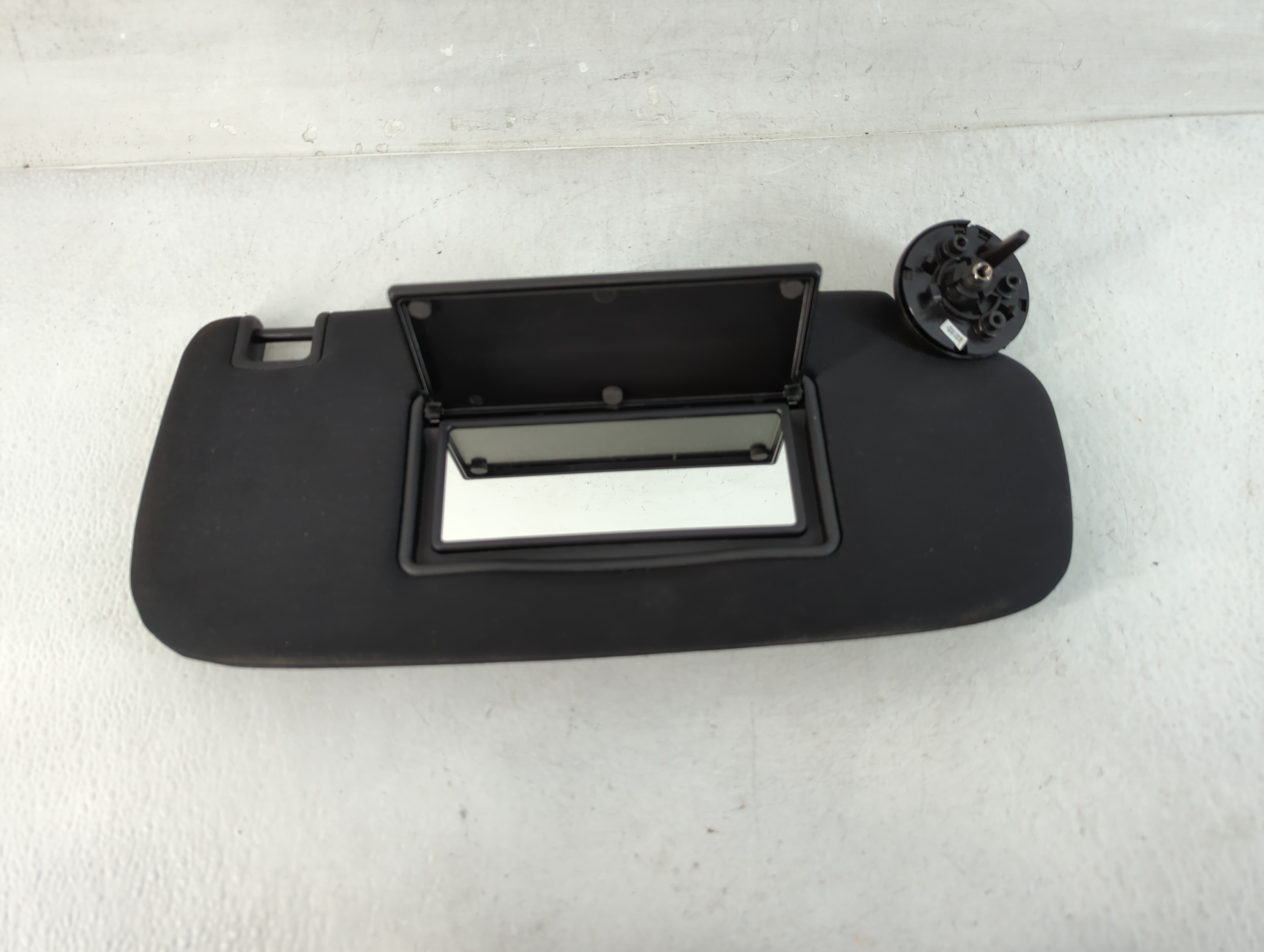 2015 Dodge Durango Passenger Sun Visor Mirror Right Sunvisor Black 832495 - Oemusedautoparts1.com