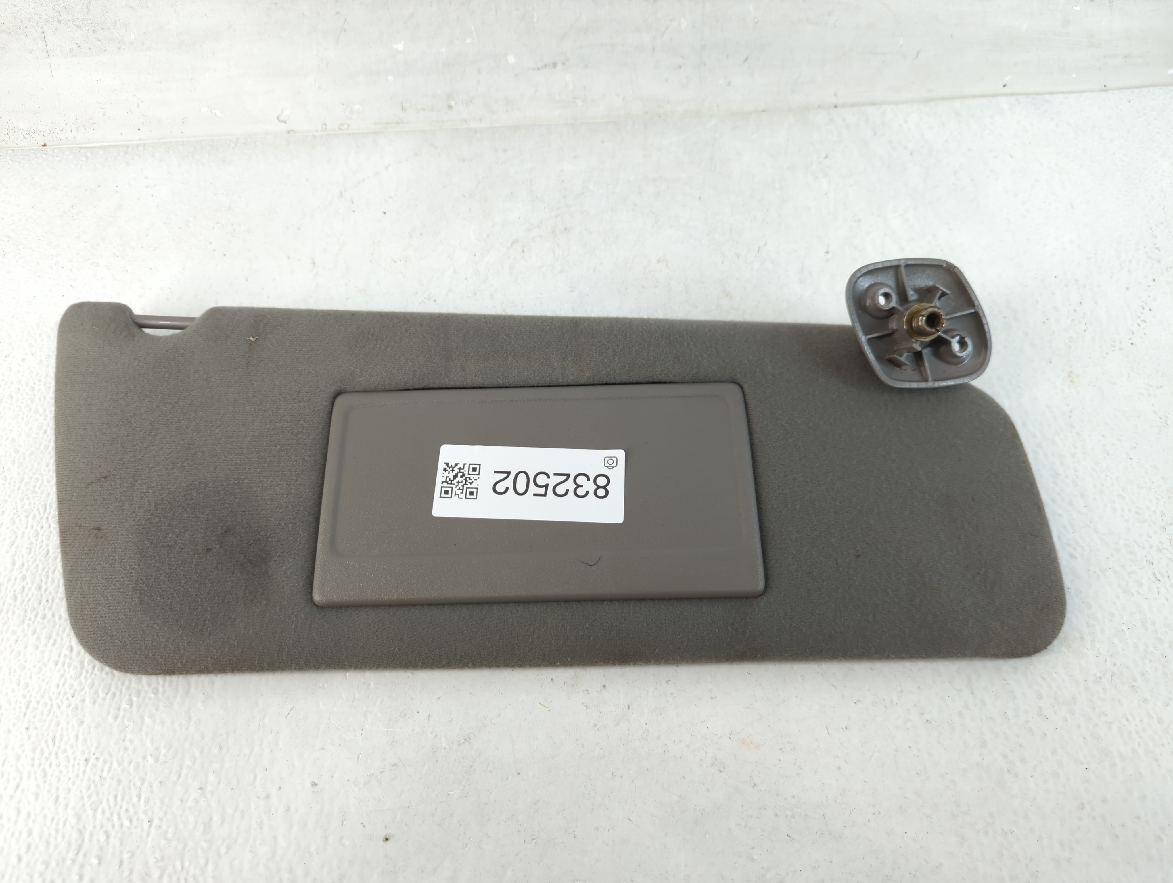 Picture of 2000-2002 Ford F-150 Passenger Sun Visor Mirror Right Sunvisor Grey 832502