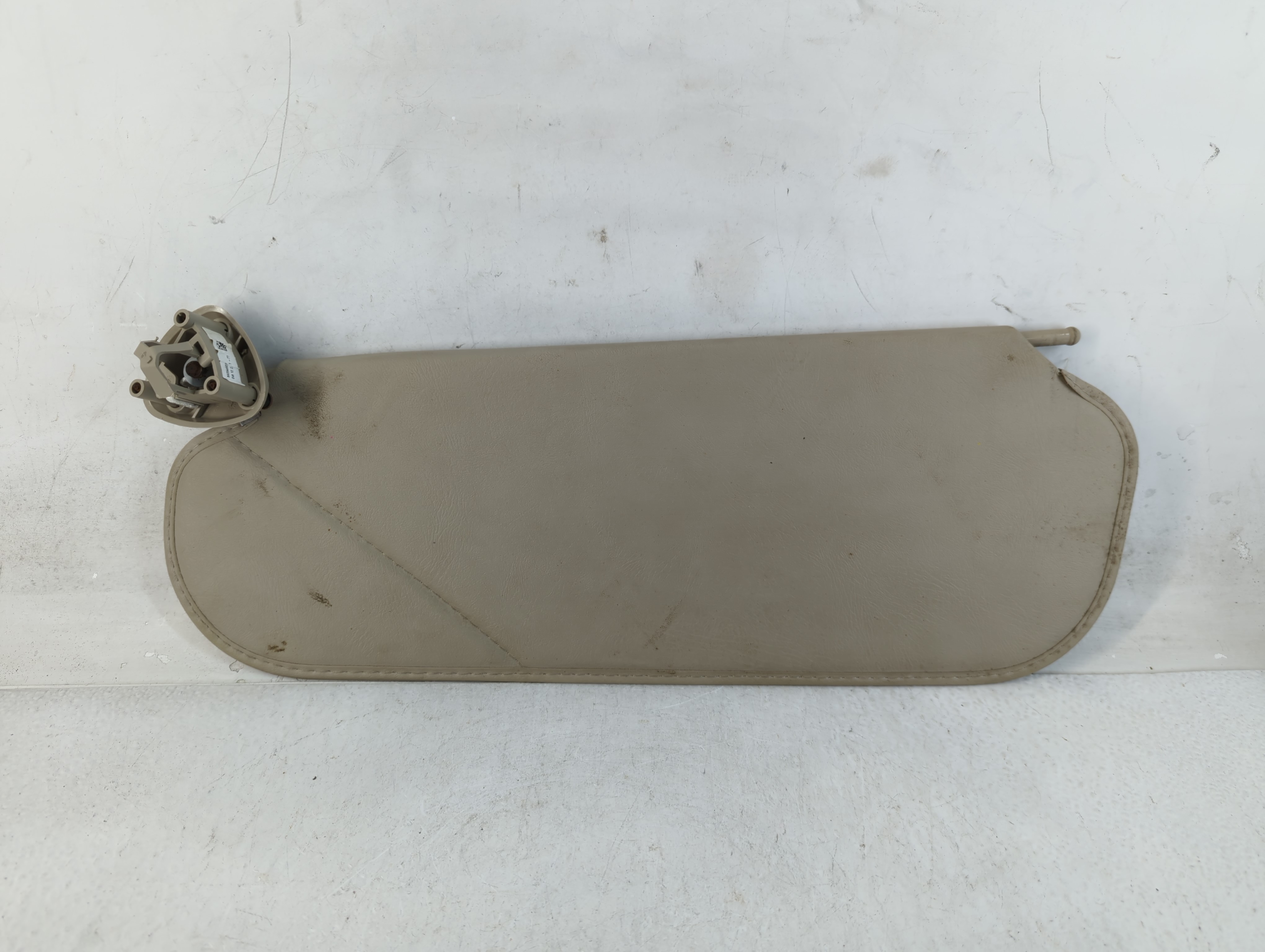 2003-2021 Chevrolet Express 2500 Driver Sun Visor Mirror Left Sunvisor 832512 - Oemusedautoparts1.com