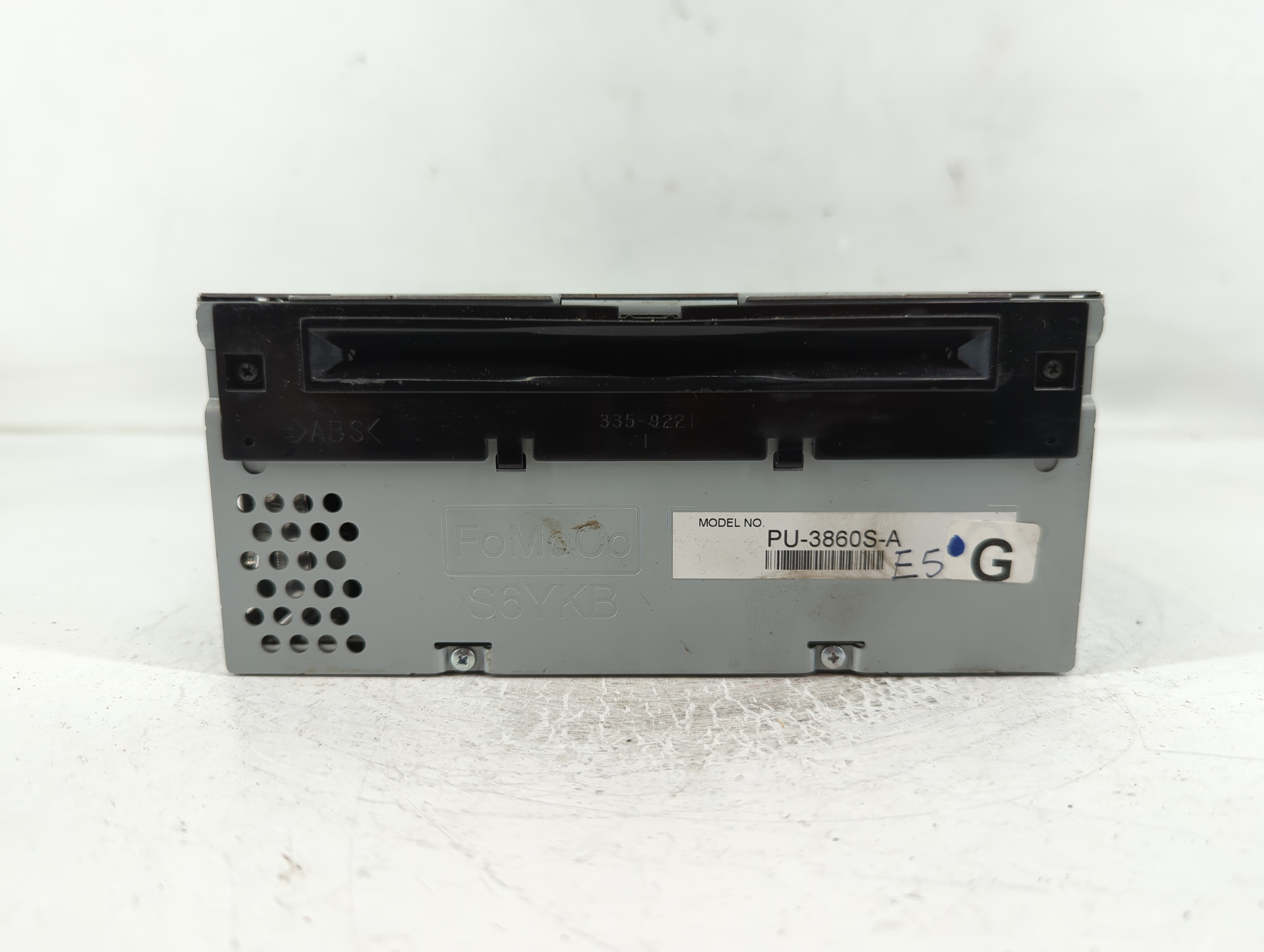 2016-2016 Ford Mustang Am Fm Cd Player Radio Receiver 832535 - Oemusedautoparts1.com