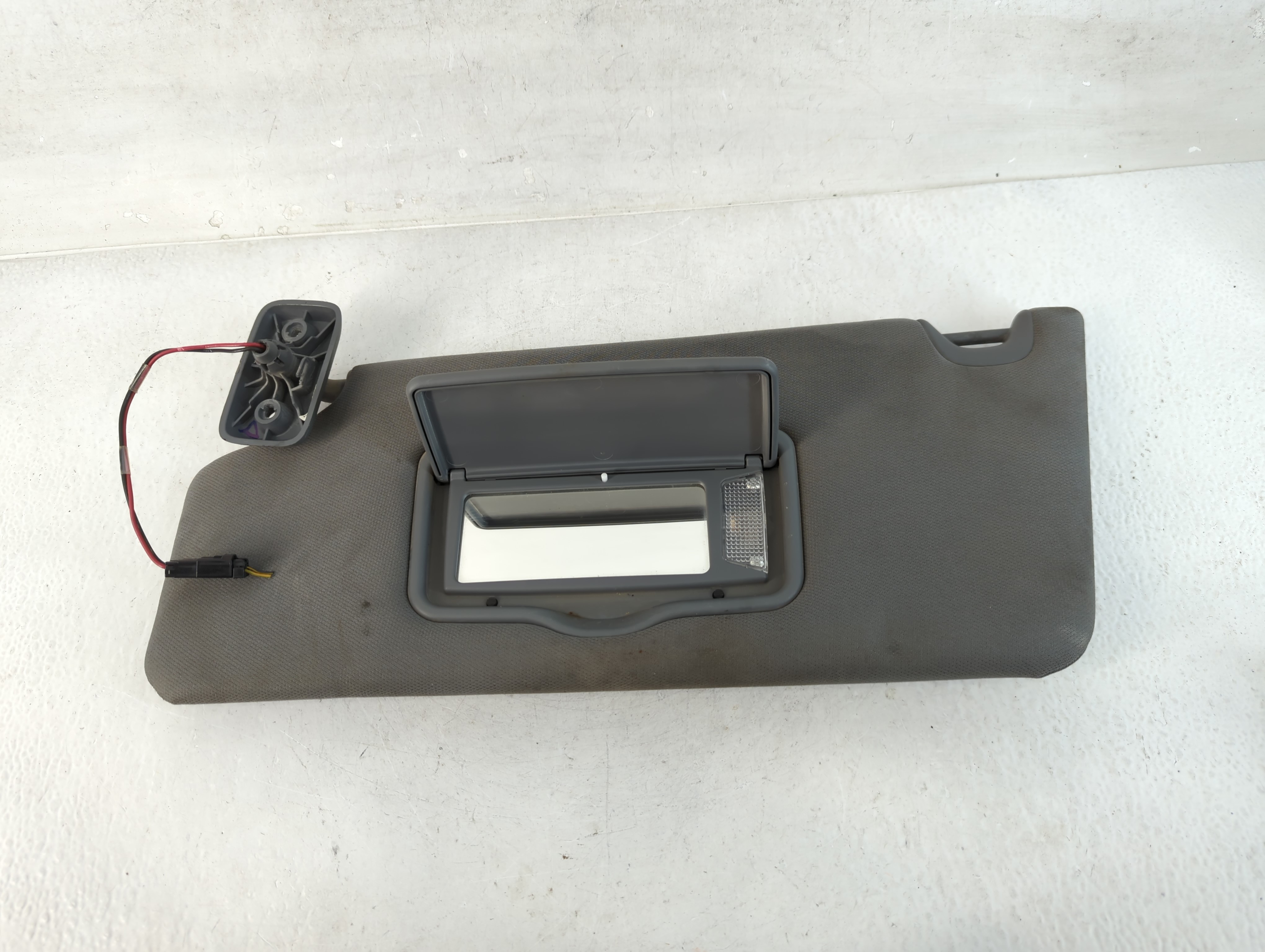 2010-2014 Ford F-150 Driver Sun Visor Mirror Left Sunvisor Dark Grey 832548 - Oemusedautoparts1.com