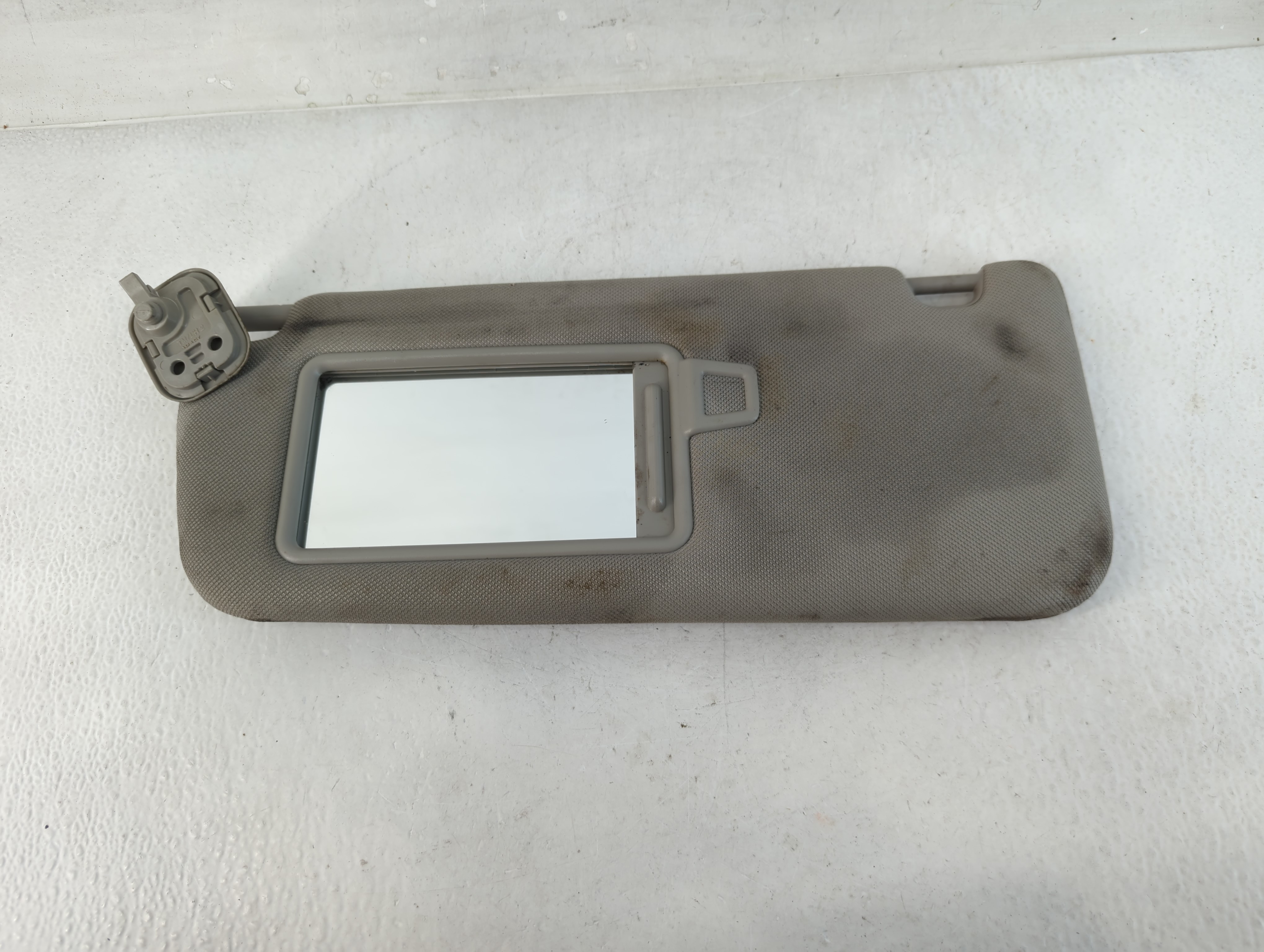 2019-2021 Hyundai Santa Fe Driver Sun Visor Mirror Left Sunvisor Grey 832553 - Oemusedautoparts1.com