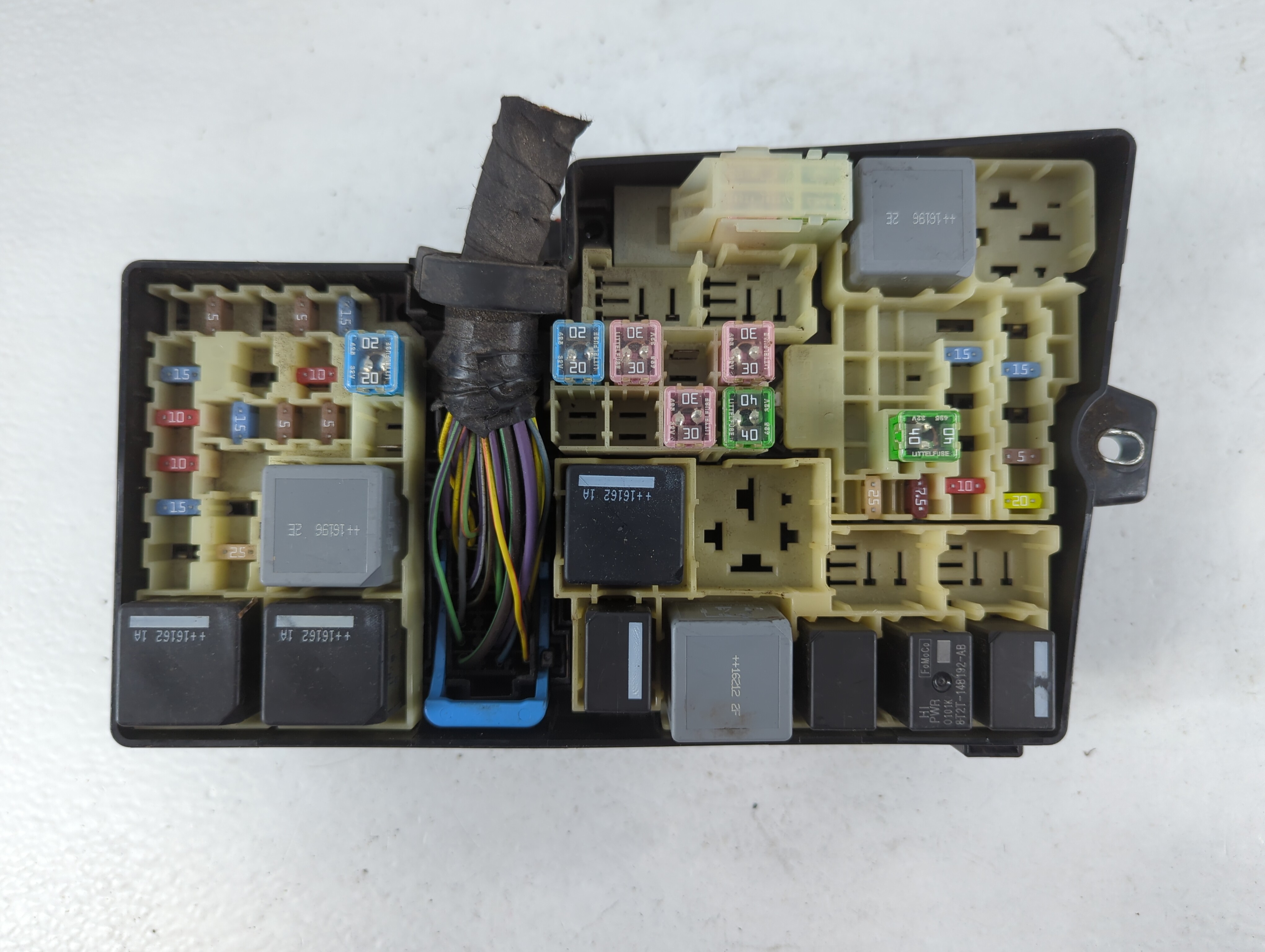 2016-2016 Ford Transit Connect Fusebox Fuse Box Relay Module 832554 - Oemusedautoparts1.com