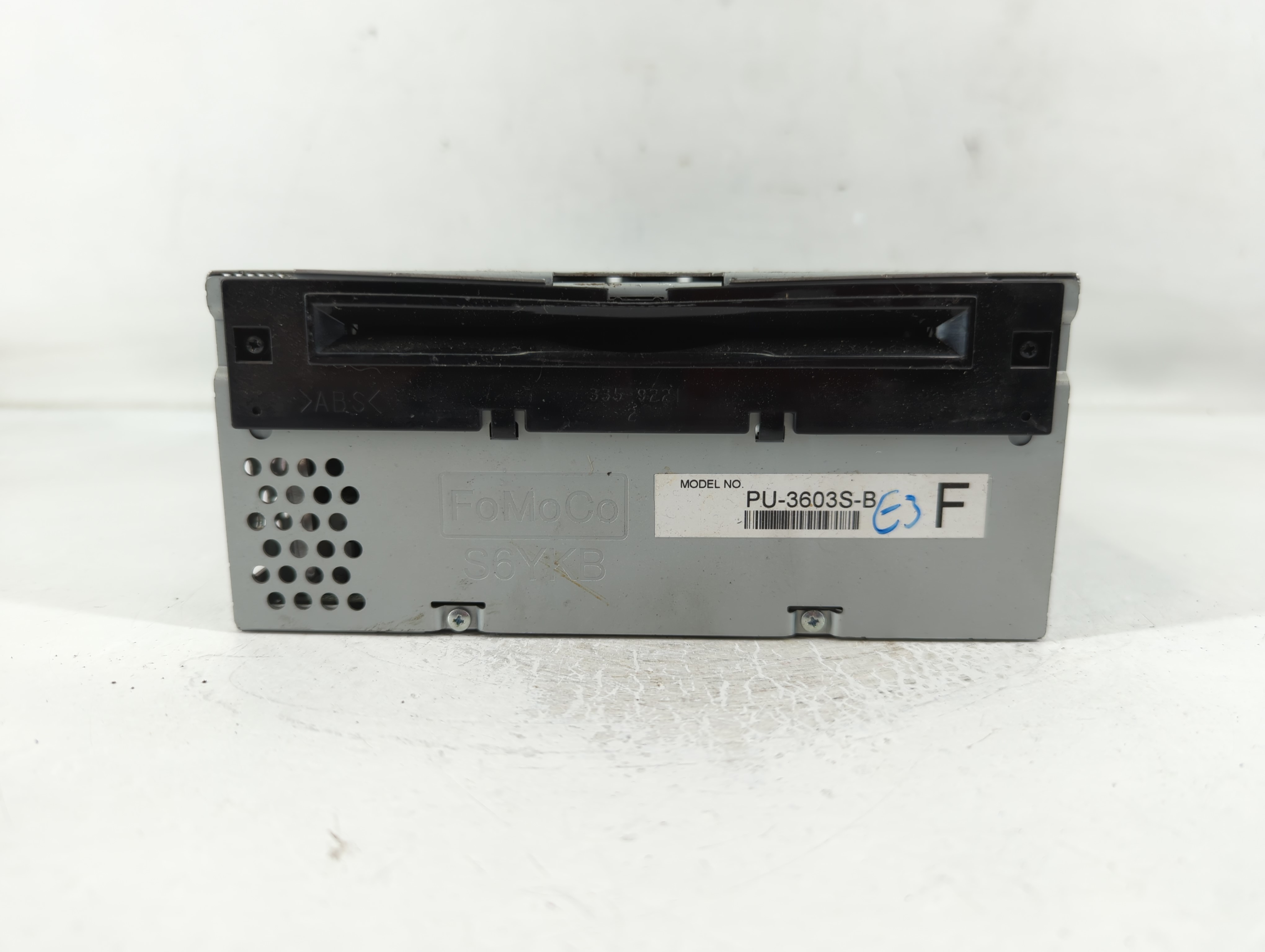 2016-2016 Ford Mustang Am Fm Cd Player Radio Receiver 832578 - Oemusedautoparts1.com