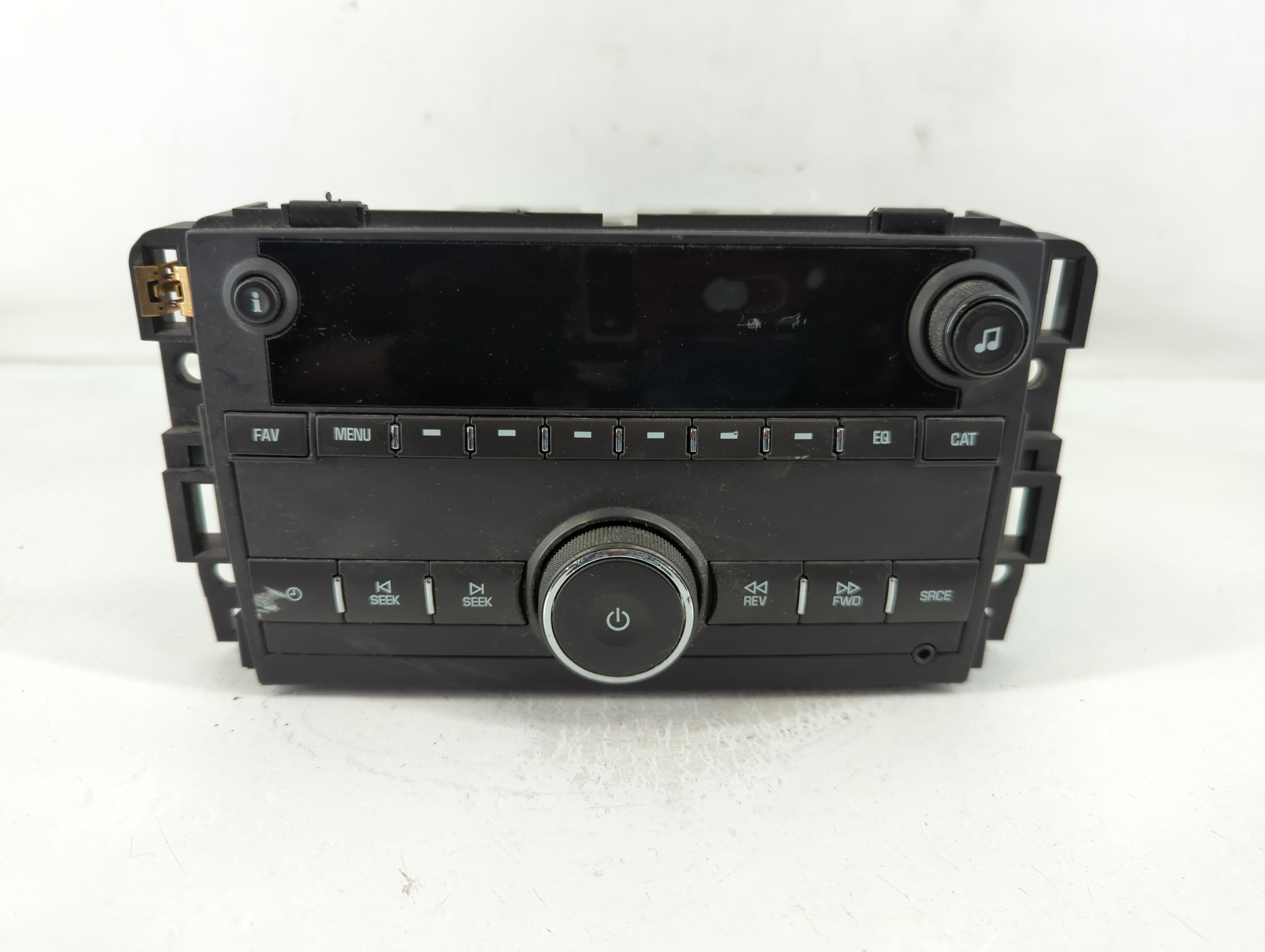 2015-2021 Chevrolet Express 2500 Am Fm Cd Player Radio Receiver 832593 - Oemusedautoparts1.com