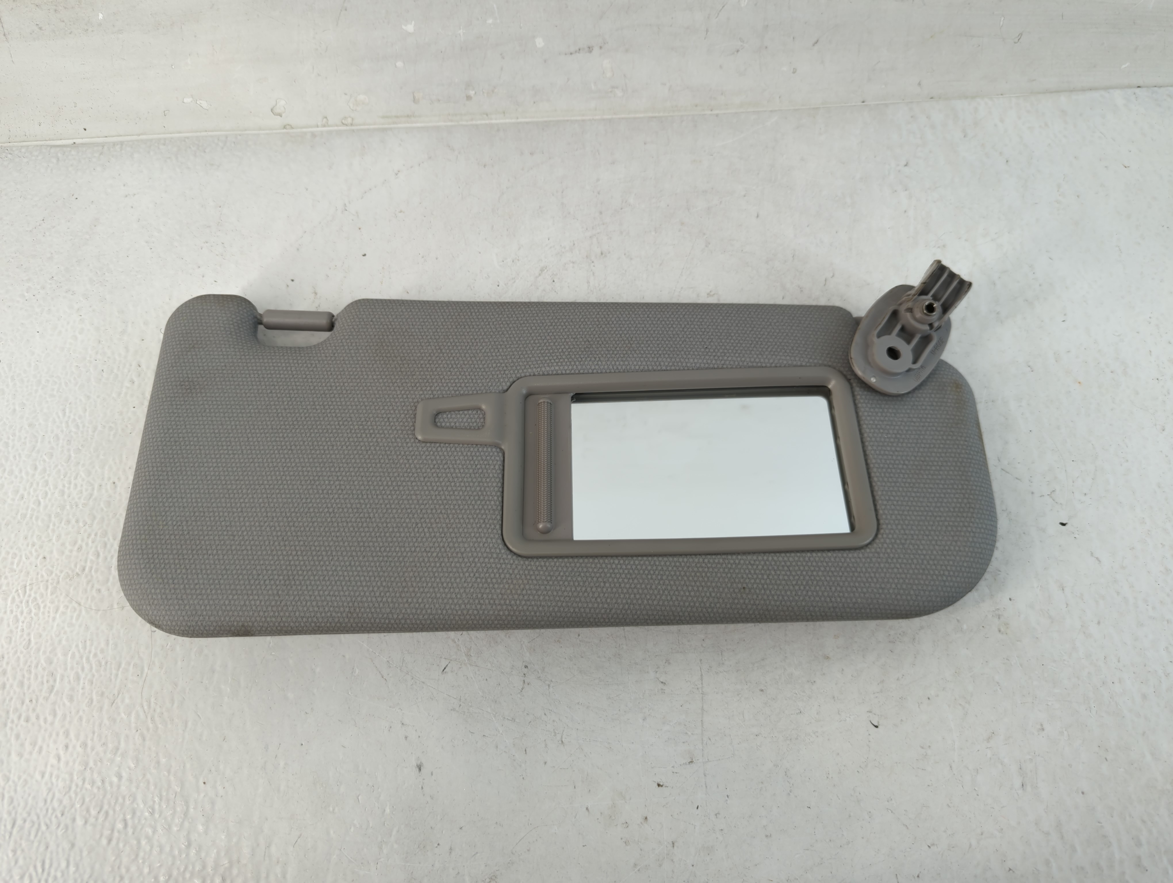 2012-2017 Kia Rio Passenger Sun Visor Mirror Right Sunvisor Grey 832610 - Oemusedautoparts1.com