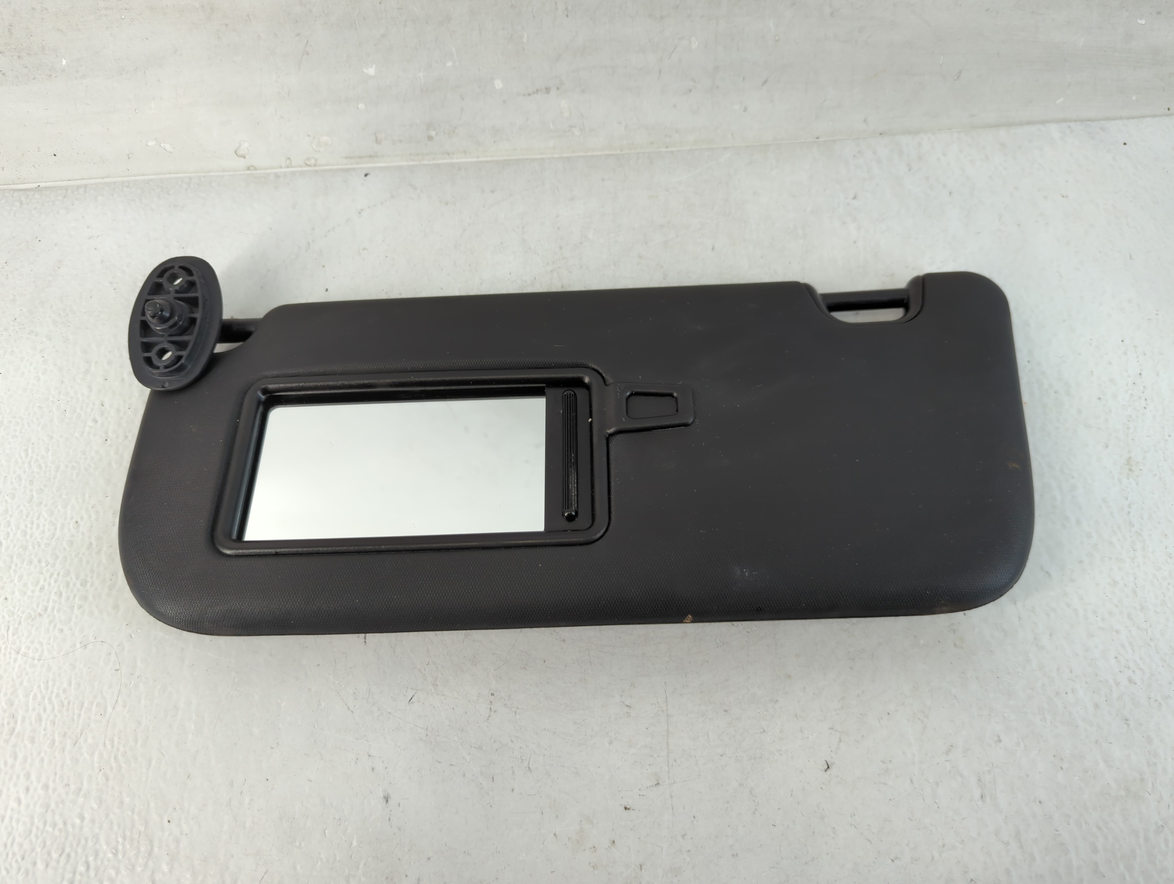 2014-2019 Kia Soul Driver Sun Visor Mirror Left Sunvisor Black 832613 - Oemusedautoparts1.com