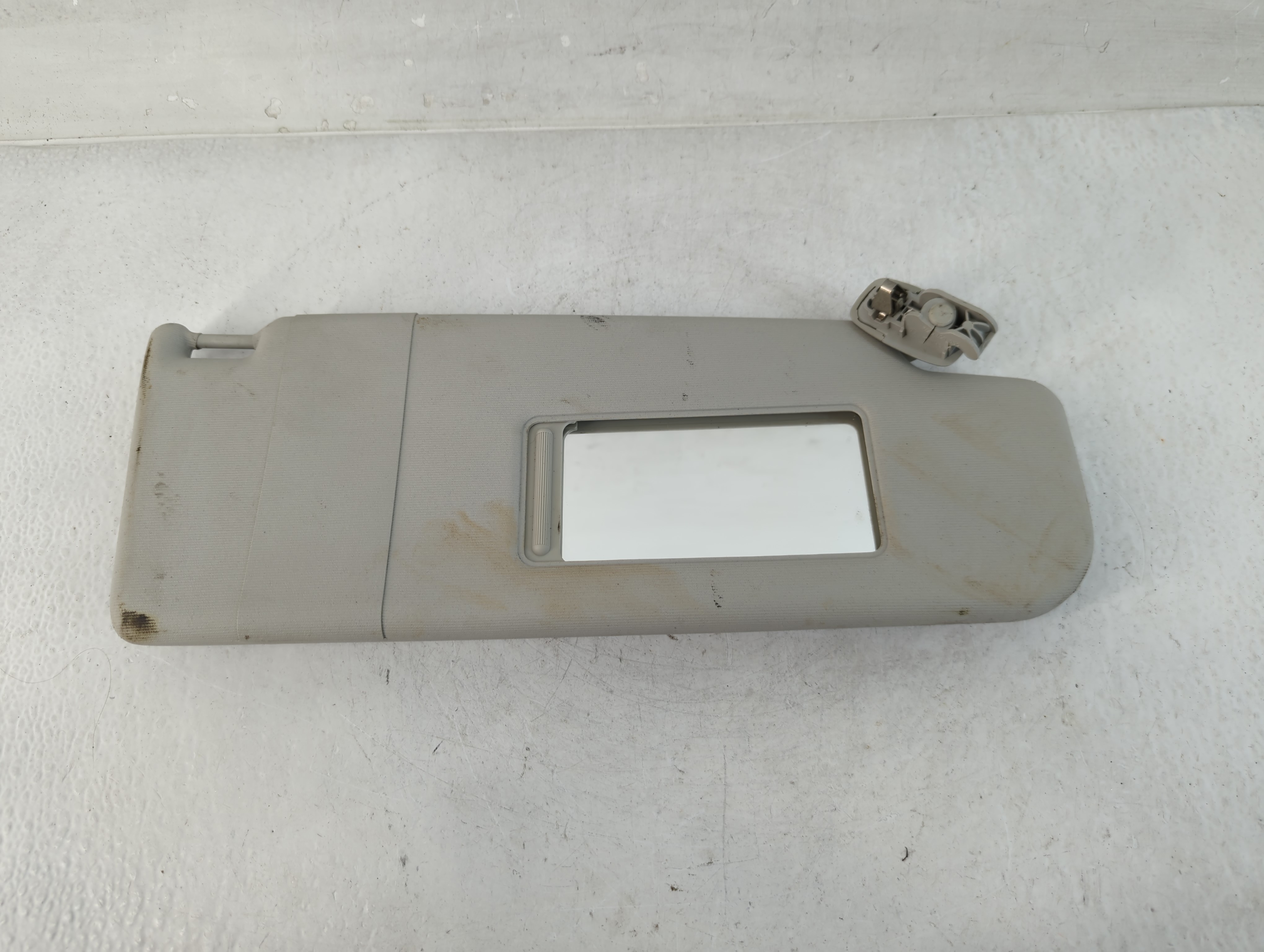 Picture of 2011-2018 Volkswagen Jetta Passenger Sun Visor Mirror Right Sunvisor Grey 832619