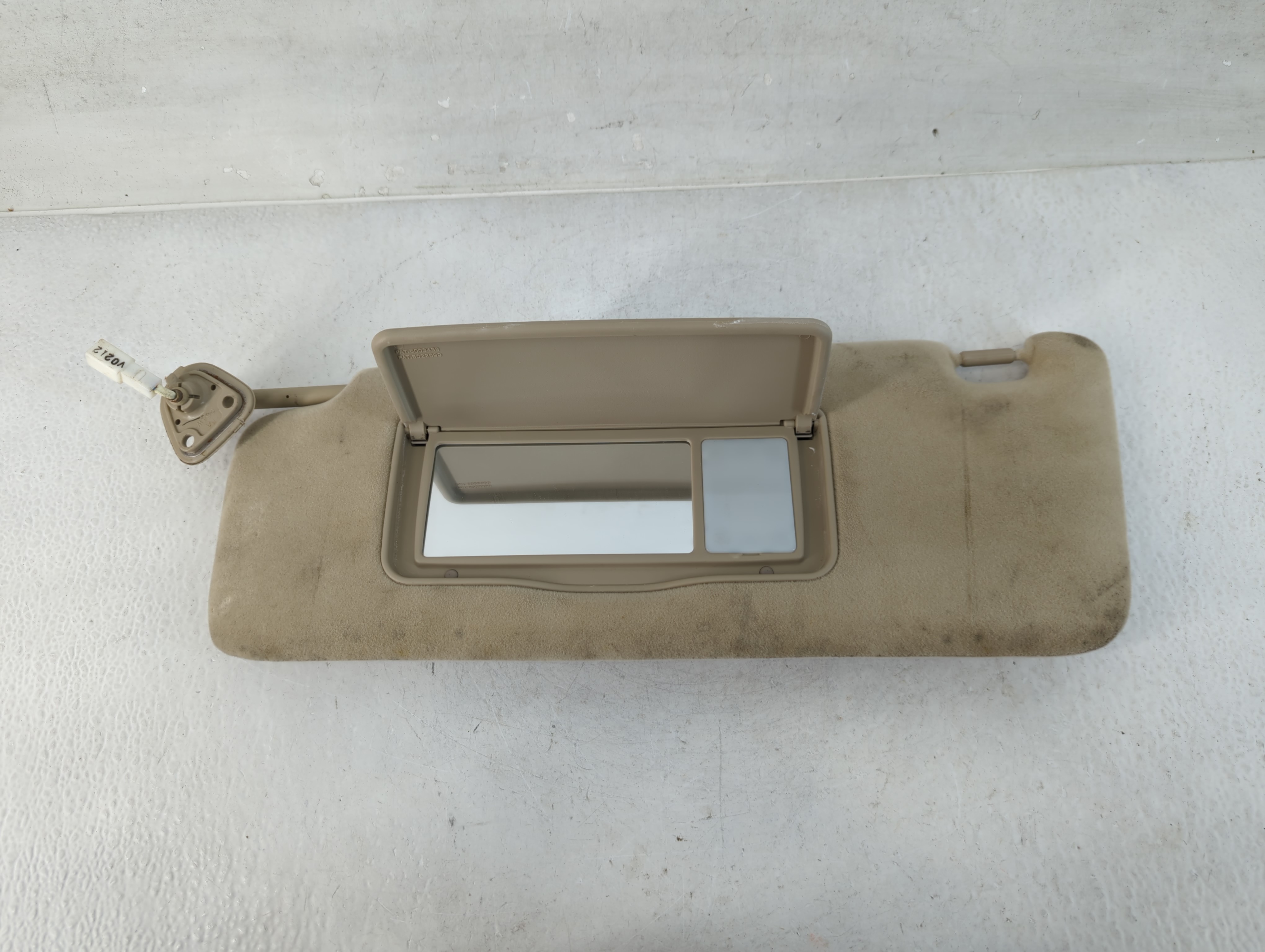 Picture of 2001-2002 Lexus Rx300 Driver Sun Visor Mirror Left Sunvisor Tan 832666